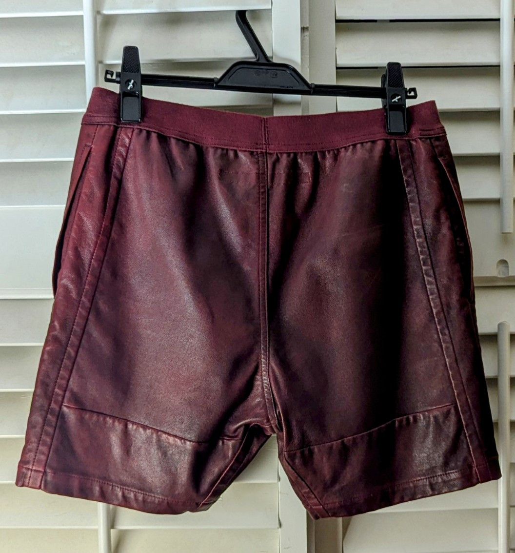 Julius Julius Leather Shorts Size US 34 / EU 50 - 2 Thumbnail