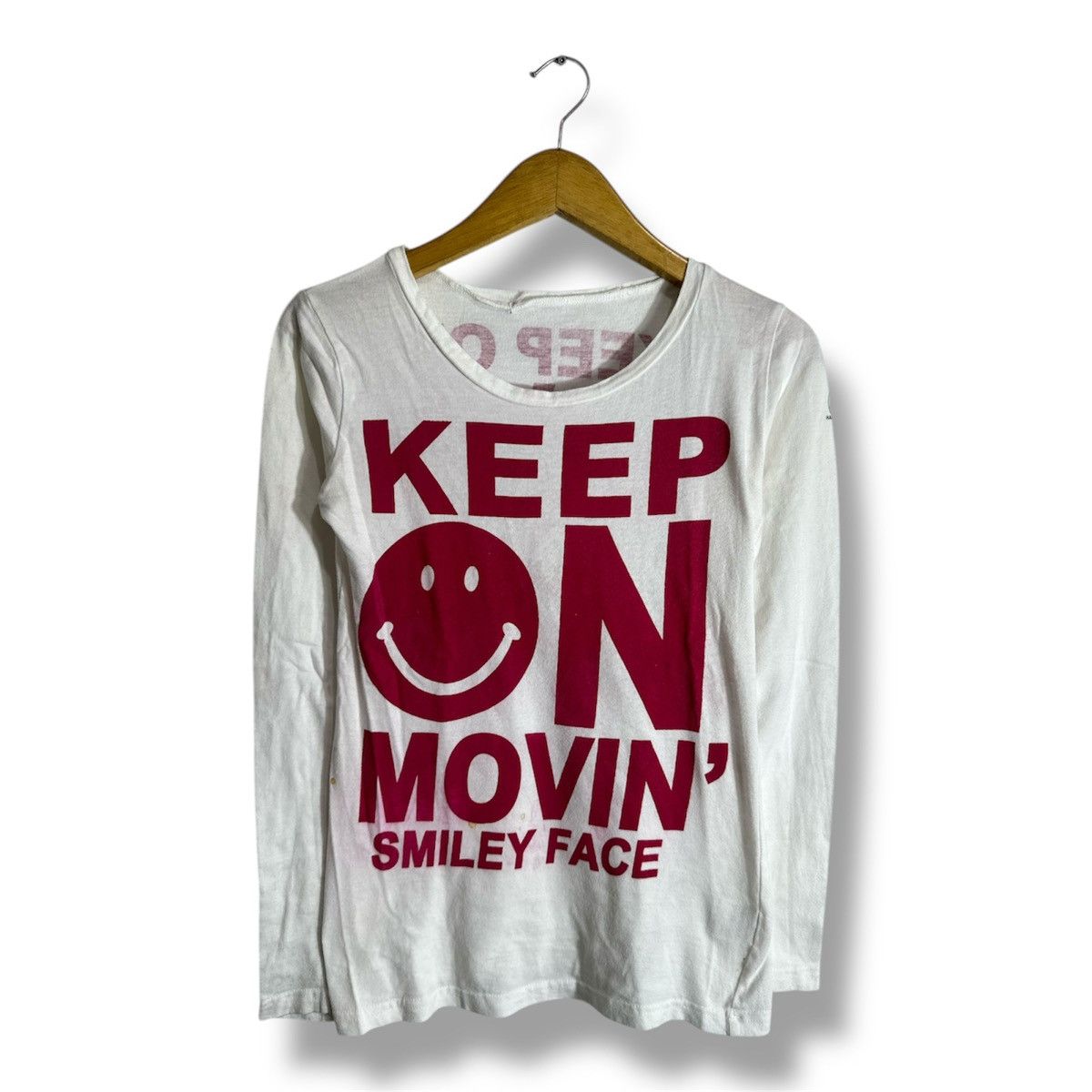 Japanese Brand Trashed KEEP ON MOVIN SMILEY FACE LONG SLEEVE TEE Size S / US 4 / IT 40 - 1 Thumbnail