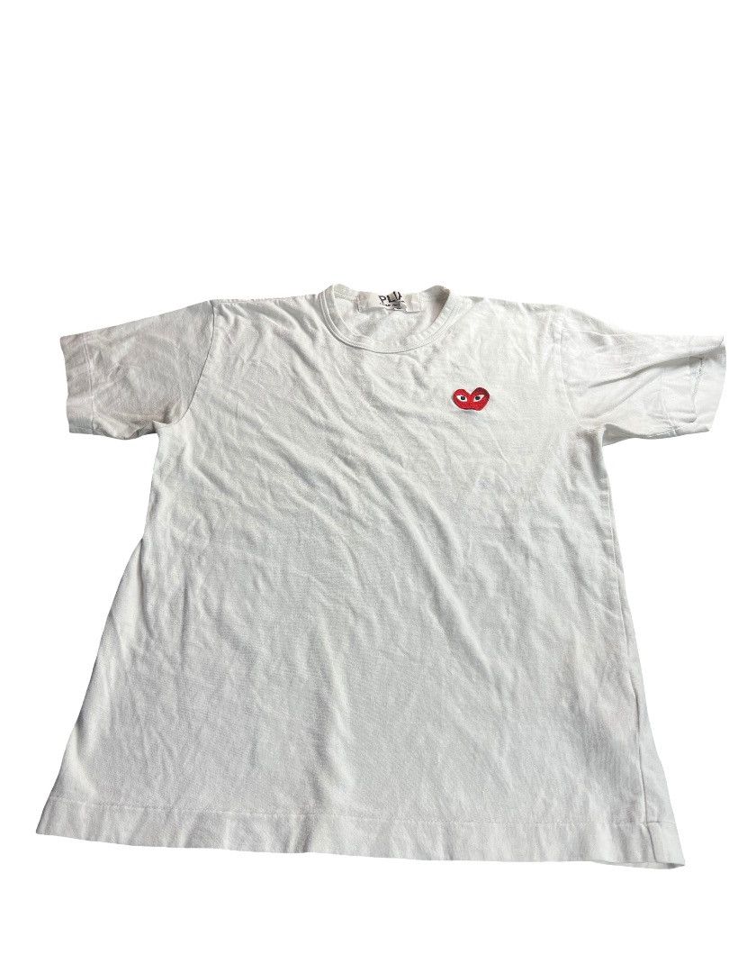 Comme des Garcons Comme des Garçons PLAY Red Heart Logo Tee – White – Size M Size US M / EU 48-50 / 2 - 1 Thumbnail