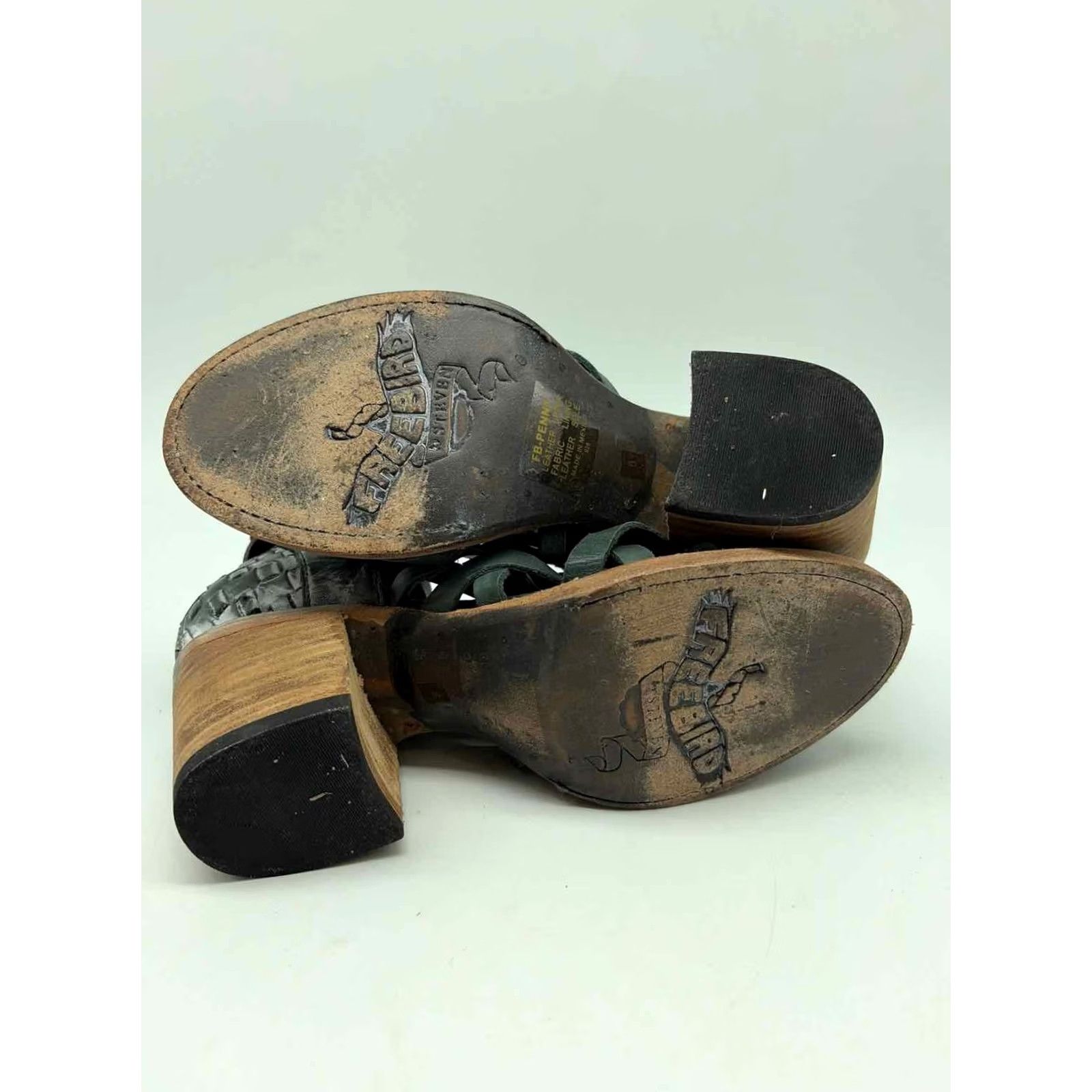 FREEBIRD FreeBird Block Heels Green Size 6 Pre-Owned Size US 6 / IT 36 - 6 Thumbnail