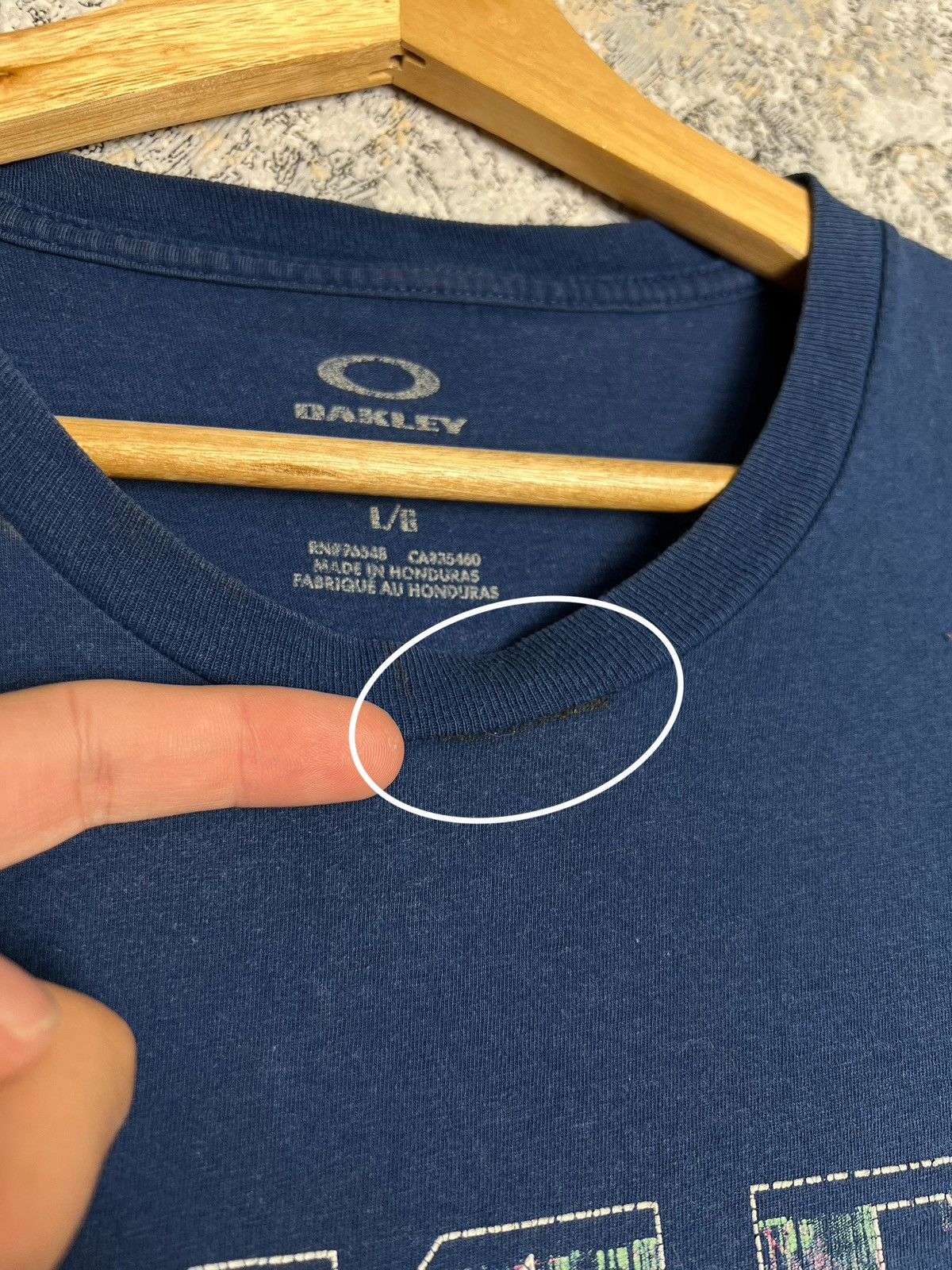 Vintage 🏄‍♂️ Vintage Oakley Retro Surfing Rare T-Shirt USA Size US L / EU 52-54 / 3 - 4 Thumbnail