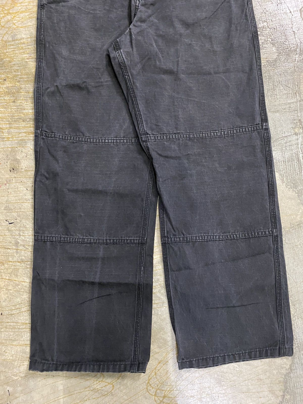 A.P.C. S/S 2005 Faded Black Paneled Knee crop pants Size US 29 - 4 Thumbnail