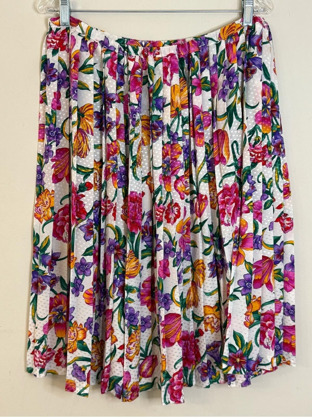 Other Vintage pleated floral skirt dainty white hearts SZ M/L Size 30" / US 8 / IT 44 - 2 Thumbnail