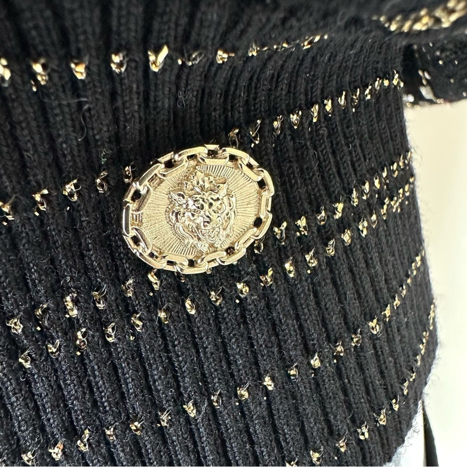 Chanel NWT! CHANEL women tweed tank top size 42FR or M Retail 2400$ Size M / US 6-8 / IT 42-44 - 4 Thumbnail