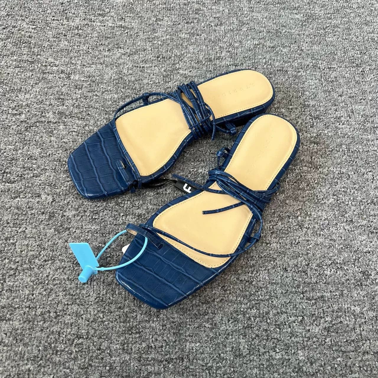Other Studio Amelia Flat Strappy Roman Sandals Size US 7 / IT 37 - 1 Thumbnail