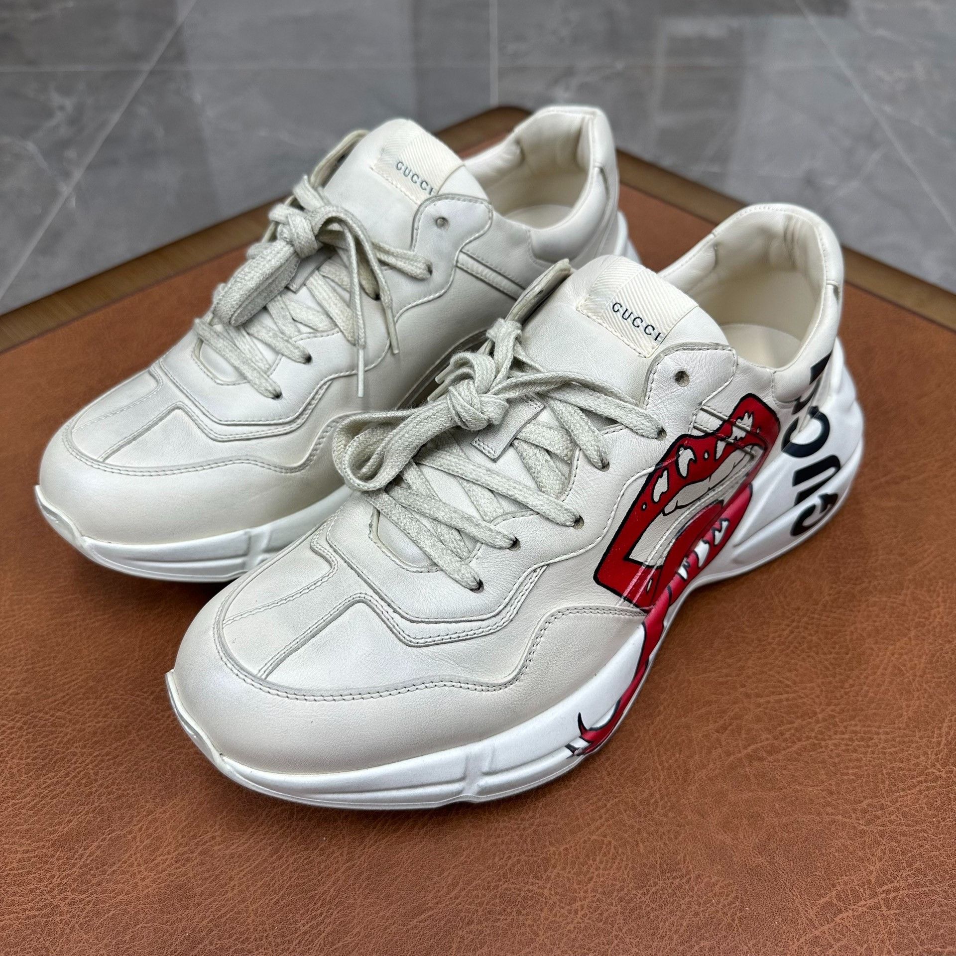 Gucci Gucci Leather Printed White Lowtop Sneakers 12 Men Size US 12 / EU 45 - 1 Thumbnail