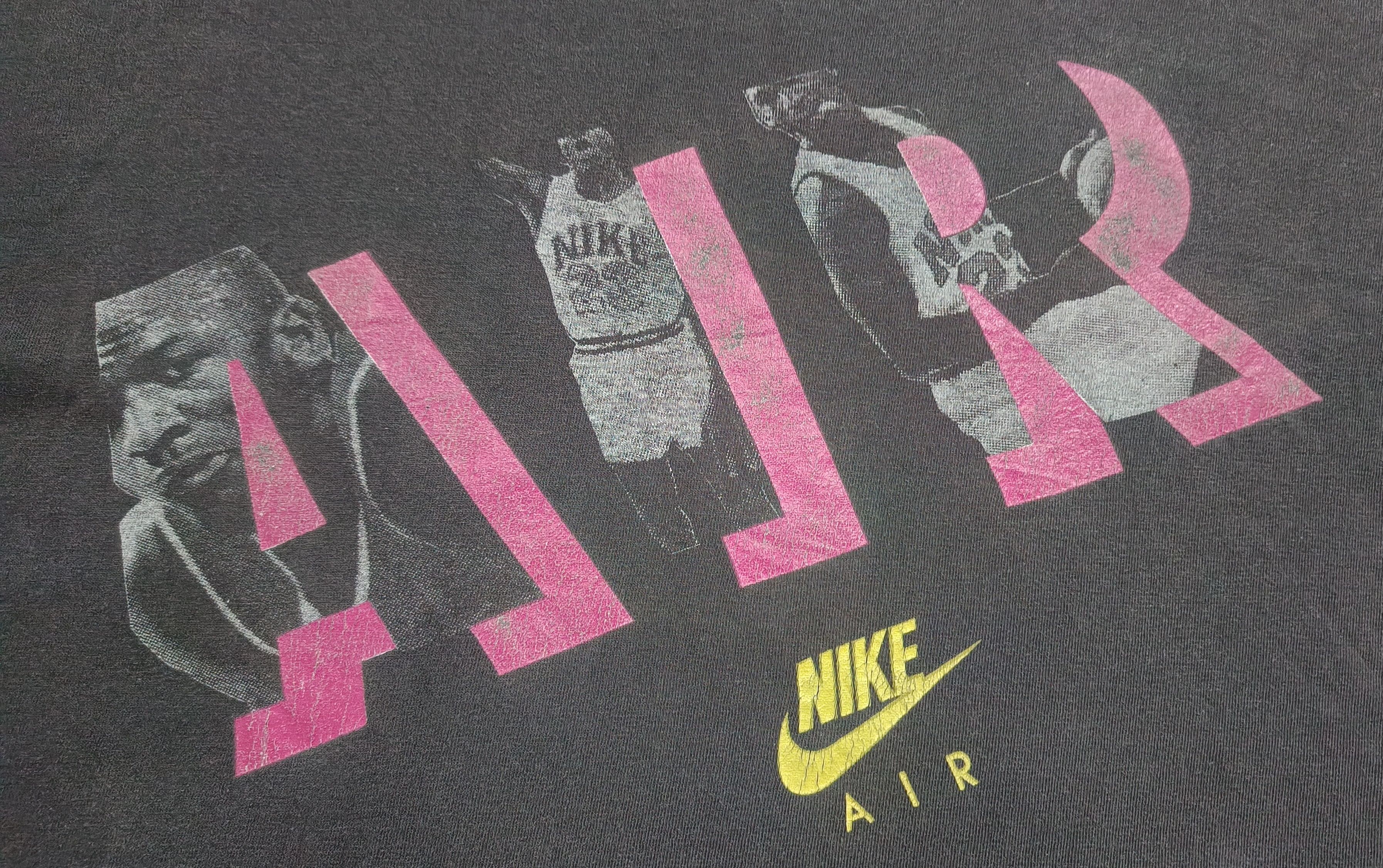 Nike 🔥🔥Rare Vintage 90s Nike Micheal Jordan Sun faded Tee Size US L / EU 52-54 / 3 - 3 Thumbnail