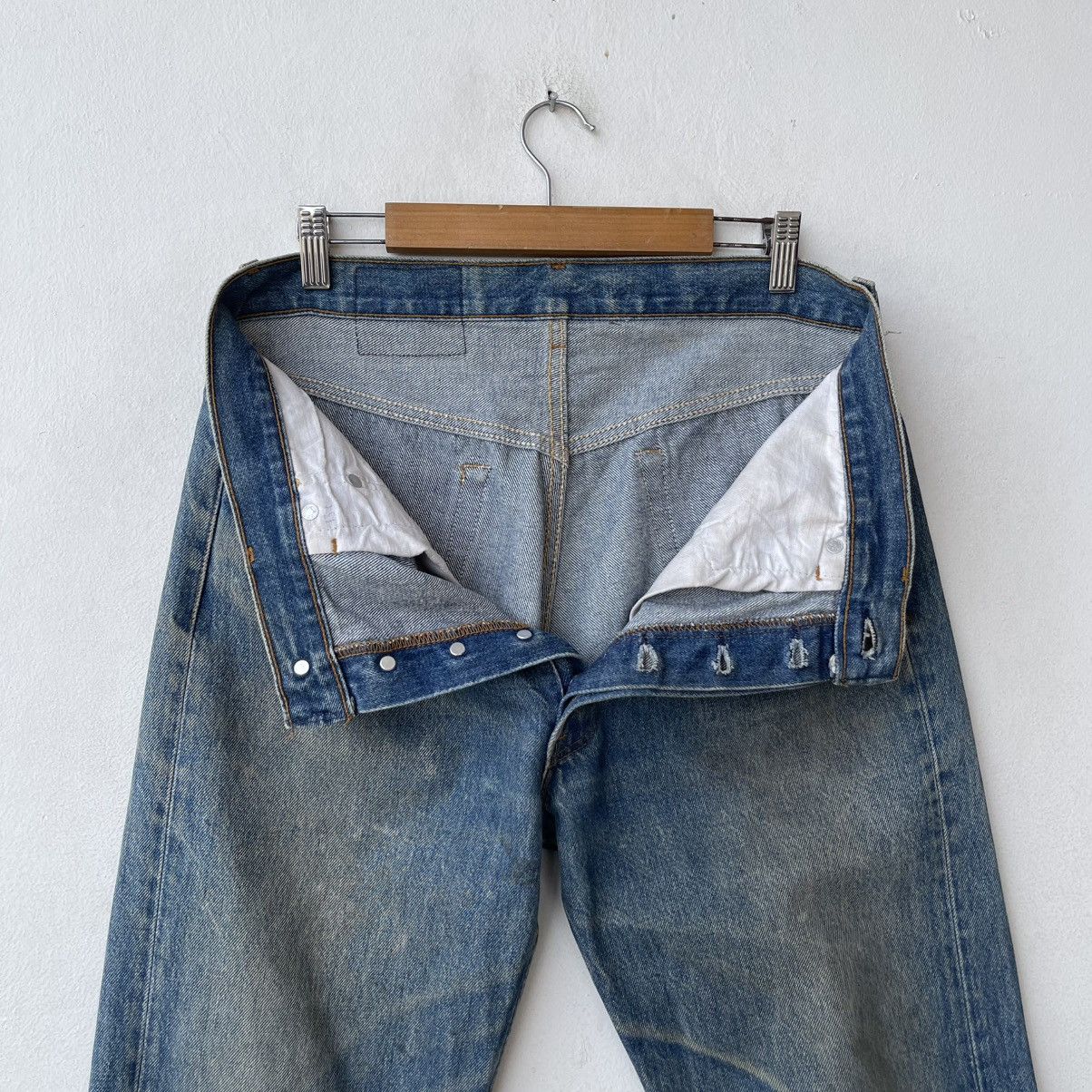 Levi's Vintage 80s Levi's 501 Heavy Vintage Wash Denim Jeans Size US 34 / EU 50 - 15 Thumbnail