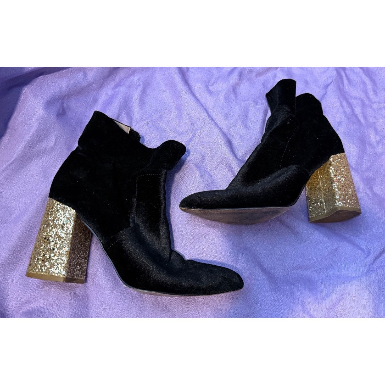Betsey Johnson Betsey Johnson “Kacey” Velvet Ankle Booties – Size 9.5 Size US 9.5 / IT 39.5 - 6 Thumbnail
