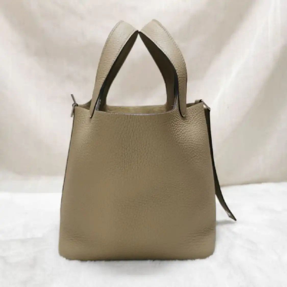 Hermes Hermes Picotin Lock 18 Etoupe Clemence cowhide leather picotin handbag silver ha Size ONE SIZE - 1 Thumbnail
