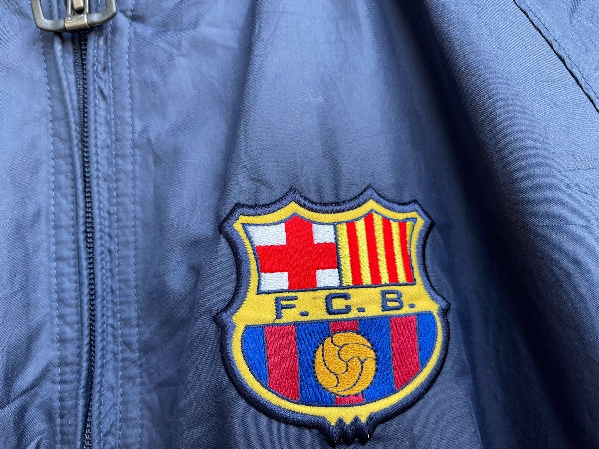 Vintage Barcelona 1998 2000 Track Top Jacket Football Full Zip Nike Size US M / EU 48-50 / 2 - 6 Thumbnail
