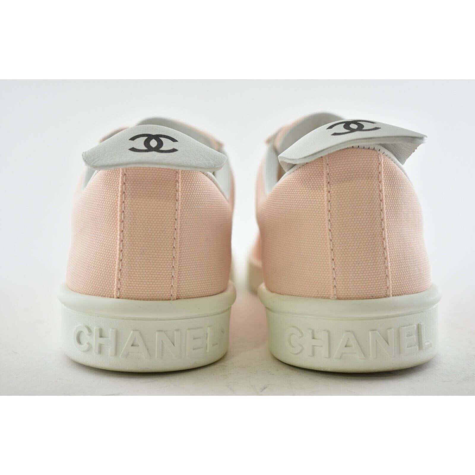 Chanel 19C Weekender Logo Lace Low Flat Runner Trainer Sneaker 40 Size US 10 / IT 40 - 10 Thumbnail