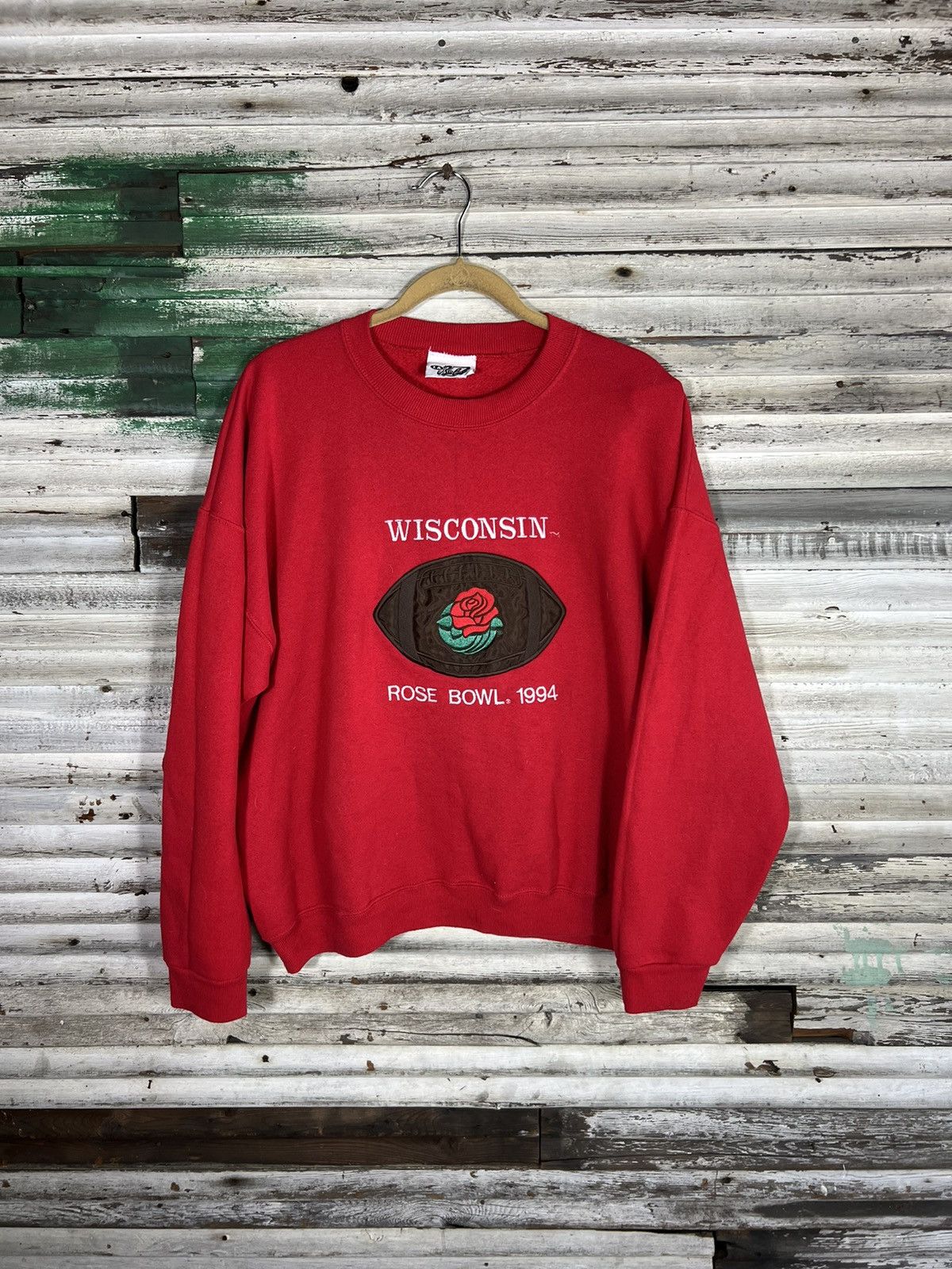 Vintage vintage 1994 wisconsin rose bowl sweatshirt Size US XL / EU 56 / 4 - 1 Thumbnail