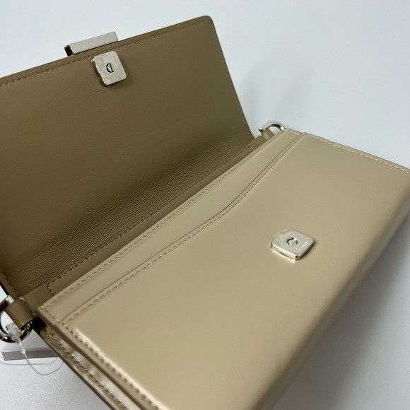 Givenchy Givenchy 4G Wallet Beige Dune $990 Size ONE SIZE - 2 Thumbnail