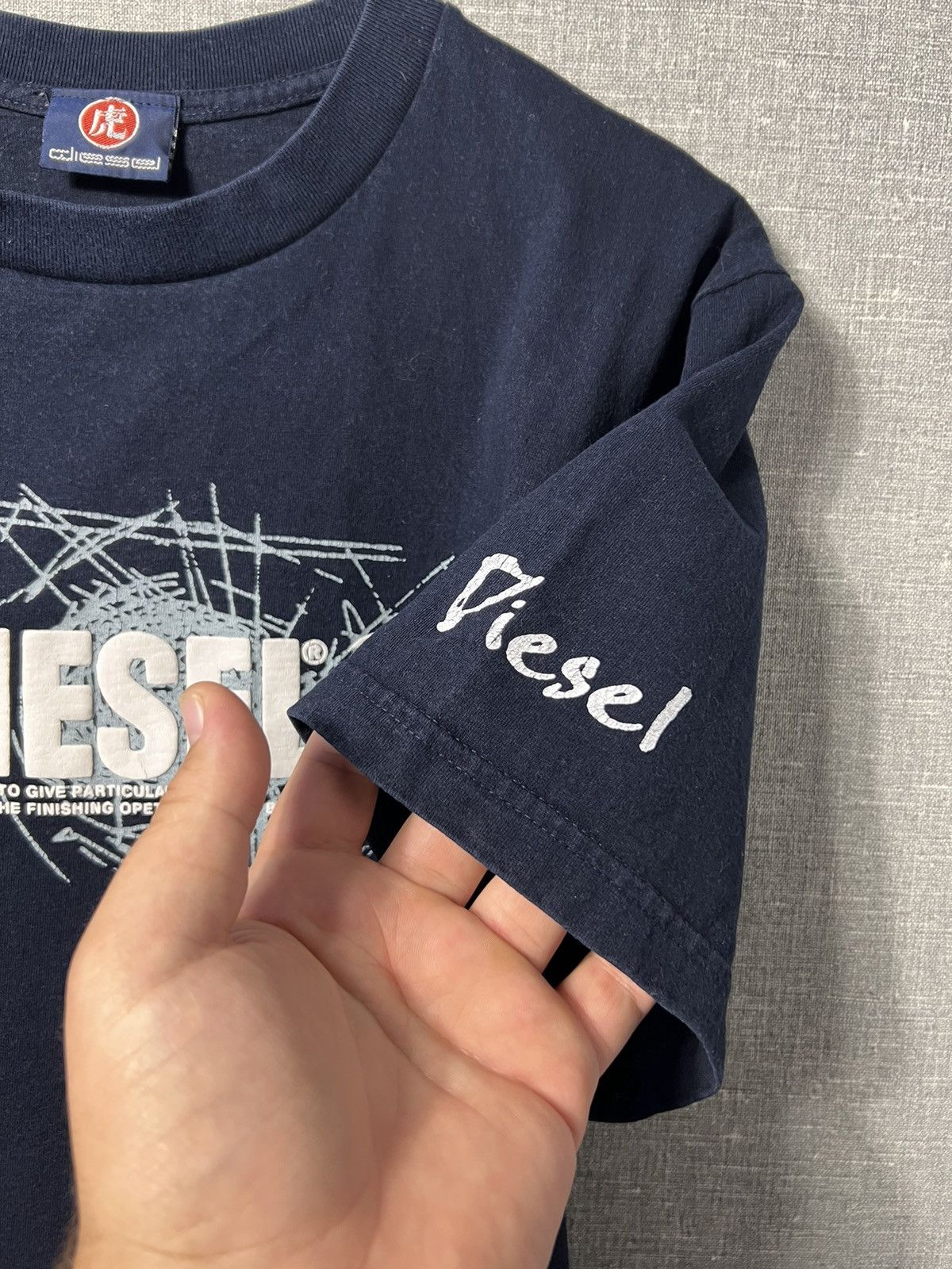 Diesel Y2K Diesel Spellout Script Logo Vintage T Shirt Rare Size US M / EU 48-50 / 2 - 5 Thumbnail