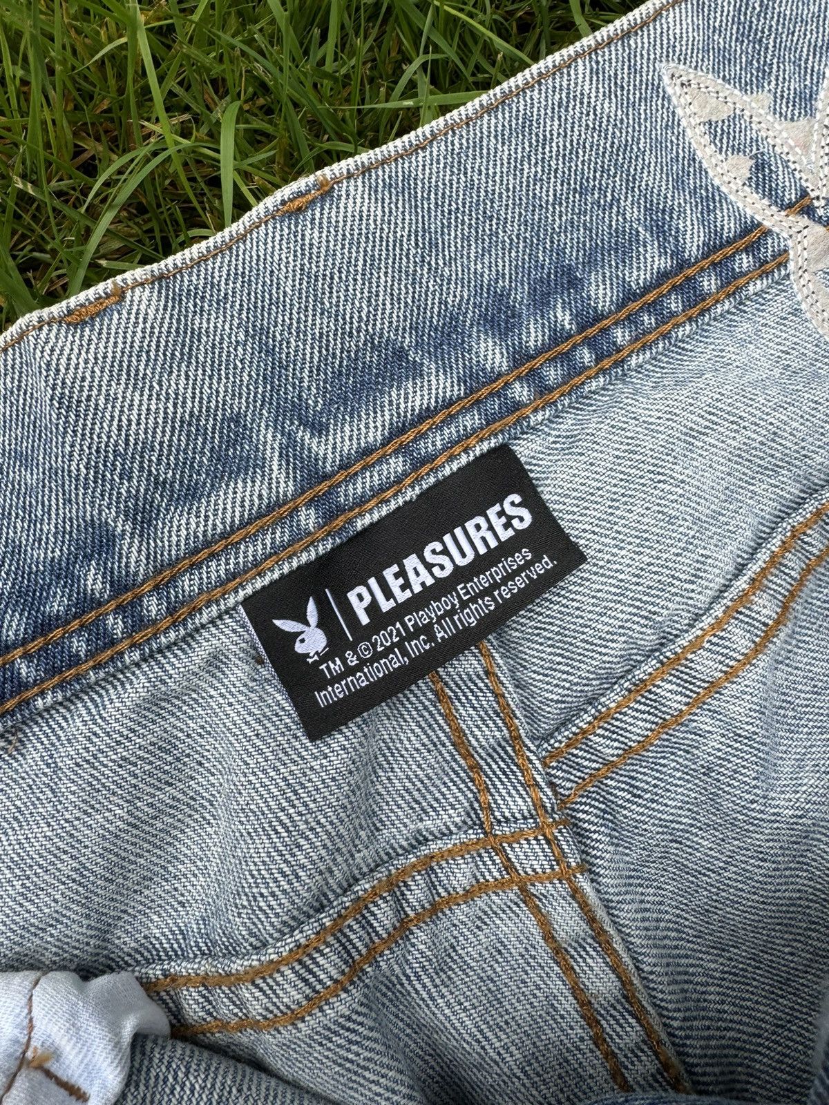 Playboy × Pleasures Pleasures Playboy Denim Jeans Size US 30 / EU 46 - 6 Thumbnail