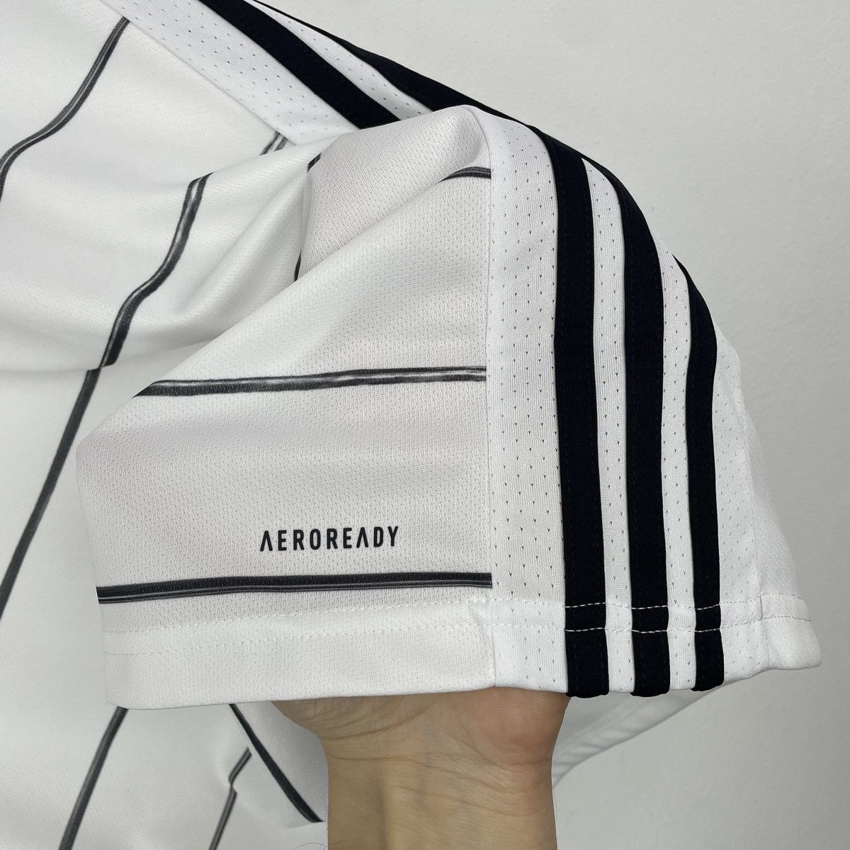 Adidas Germany Adidas Genuine Home Jersey Shirt 2019/2021 size XL Size US XL / EU 56 / 4 - 3 Thumbnail