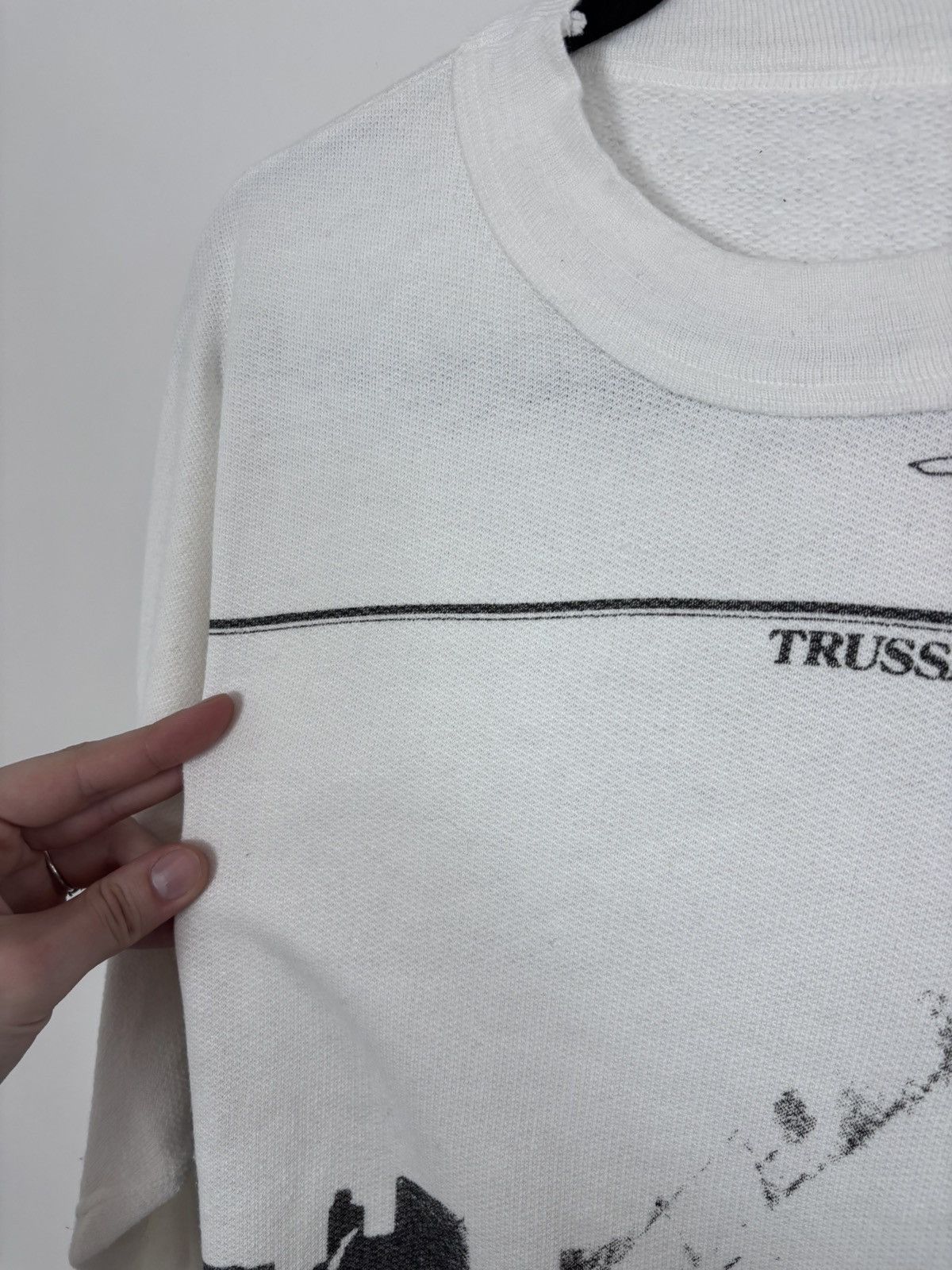 Trussardi Vintage Trussardi Men’s Big City Print Logo White Sweatshirt Size US L / EU 52-54 / 3 - 14 Thumbnail