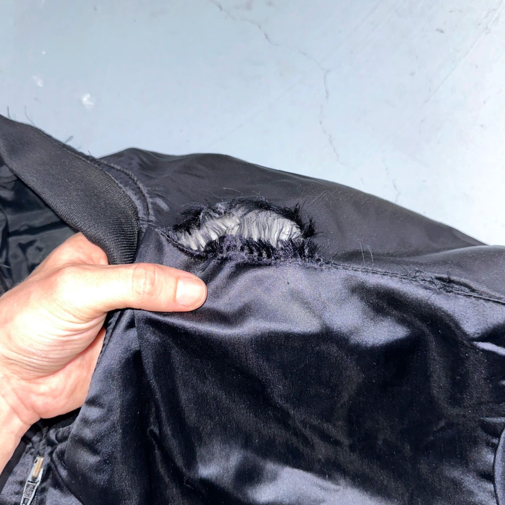 Vintage VINTAGE Satin Korea Rose Band Jacket XL USA Bomber Jacket Black Men Size US XL / EU 56 / 4 - 5 Thumbnail