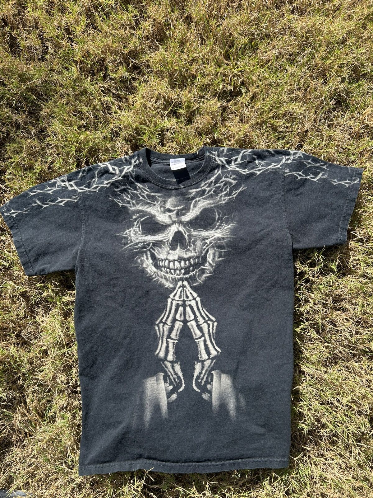 Other Y2K Praying Hands Skull Skeleton Tee Grunge Punk Goth Size US M / EU 48-50 / 2 - 1 Thumbnail
