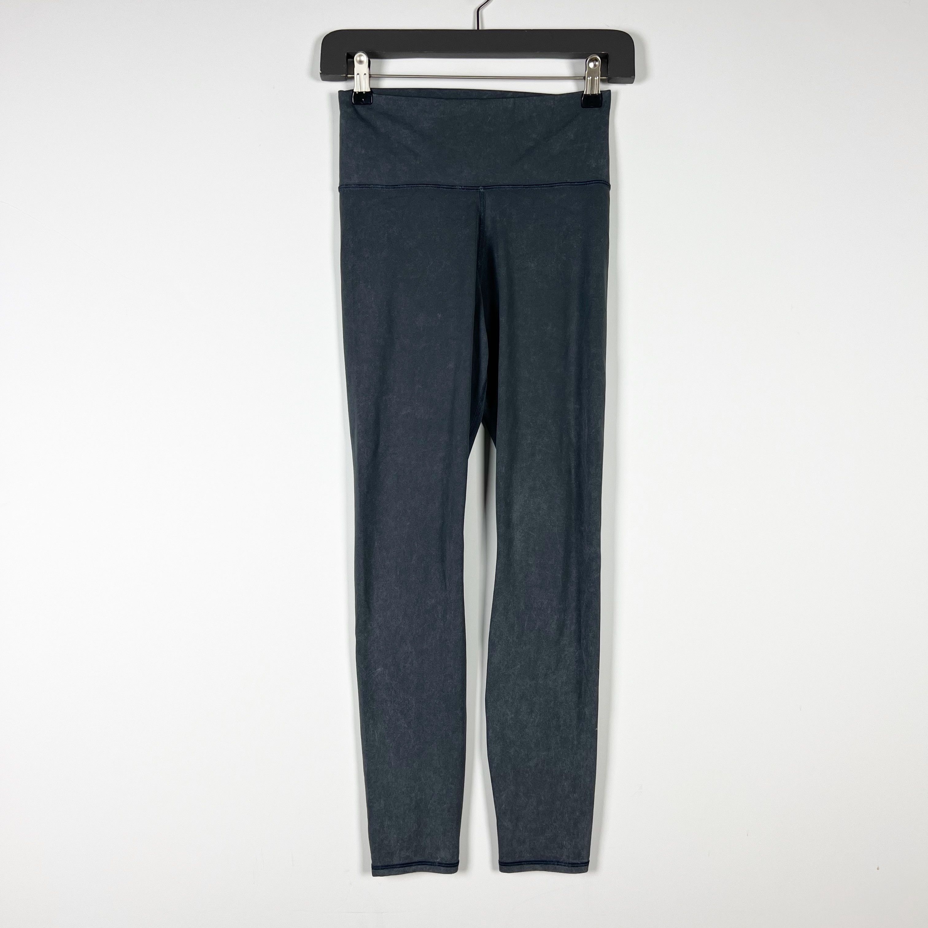 Vuori Vuori Women's Washed Studio Performance Size 27" / US 4 / IT 40 - 1 Thumbnail