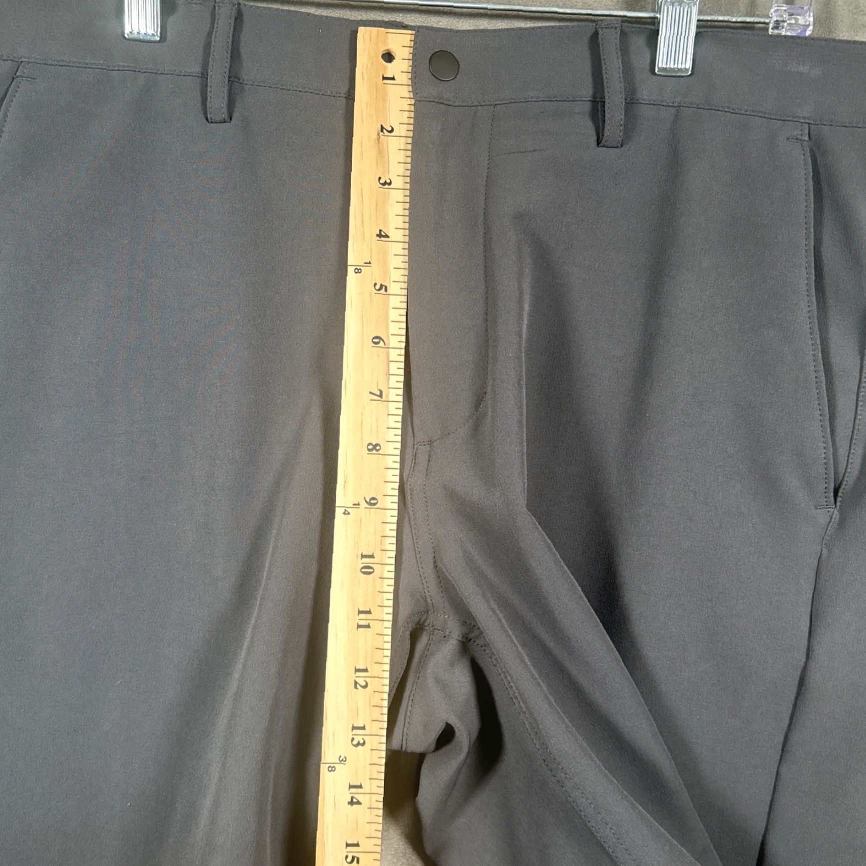 Vintage Proof Mens Shorts 34 Gray Nomad Short Chino Style Flat Front Button Zip Pocket Casual Travel Workwear Size US 34 / EU 50 - 4 Thumbnail