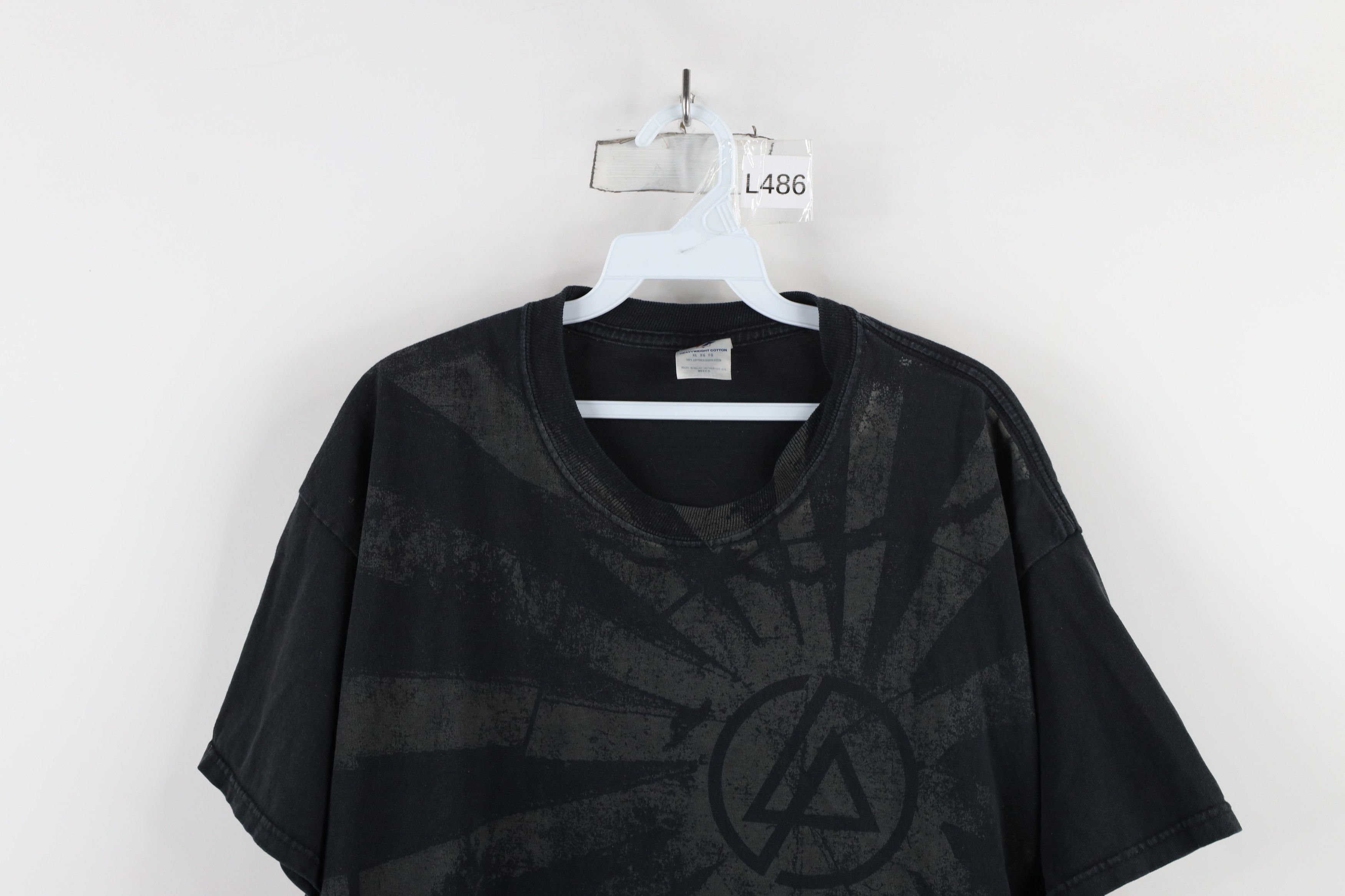 Vintage Vintage Y2K Sun Burst Linkin Park Band Short Sleeve T-Shirt Size US XL / EU 56 / 4 - 2 Thumbnail