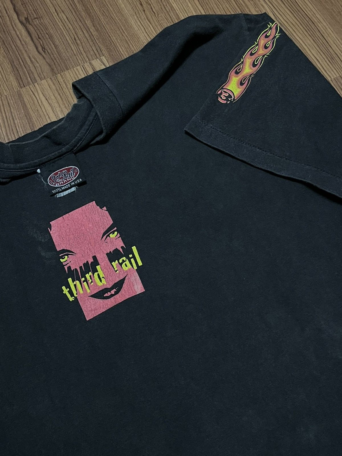 Think Skateboards × Vintage Vintage Thirdrail Skateboard Tshirt Size US L / EU 52-54 / 3 - 4 Thumbnail