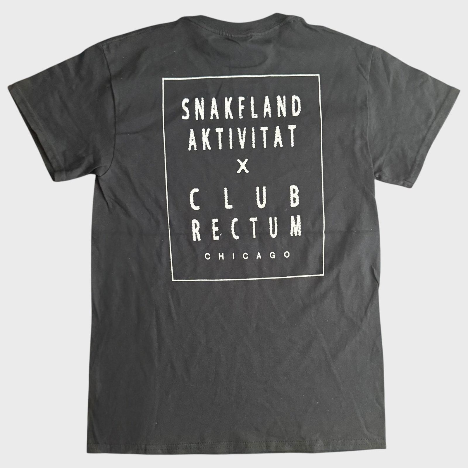 Band Tees Nostilevo Record Label Snakeland Aktivitat T-Shirt Size S Size US S / EU 44-46 / 1 - 4 Thumbnail