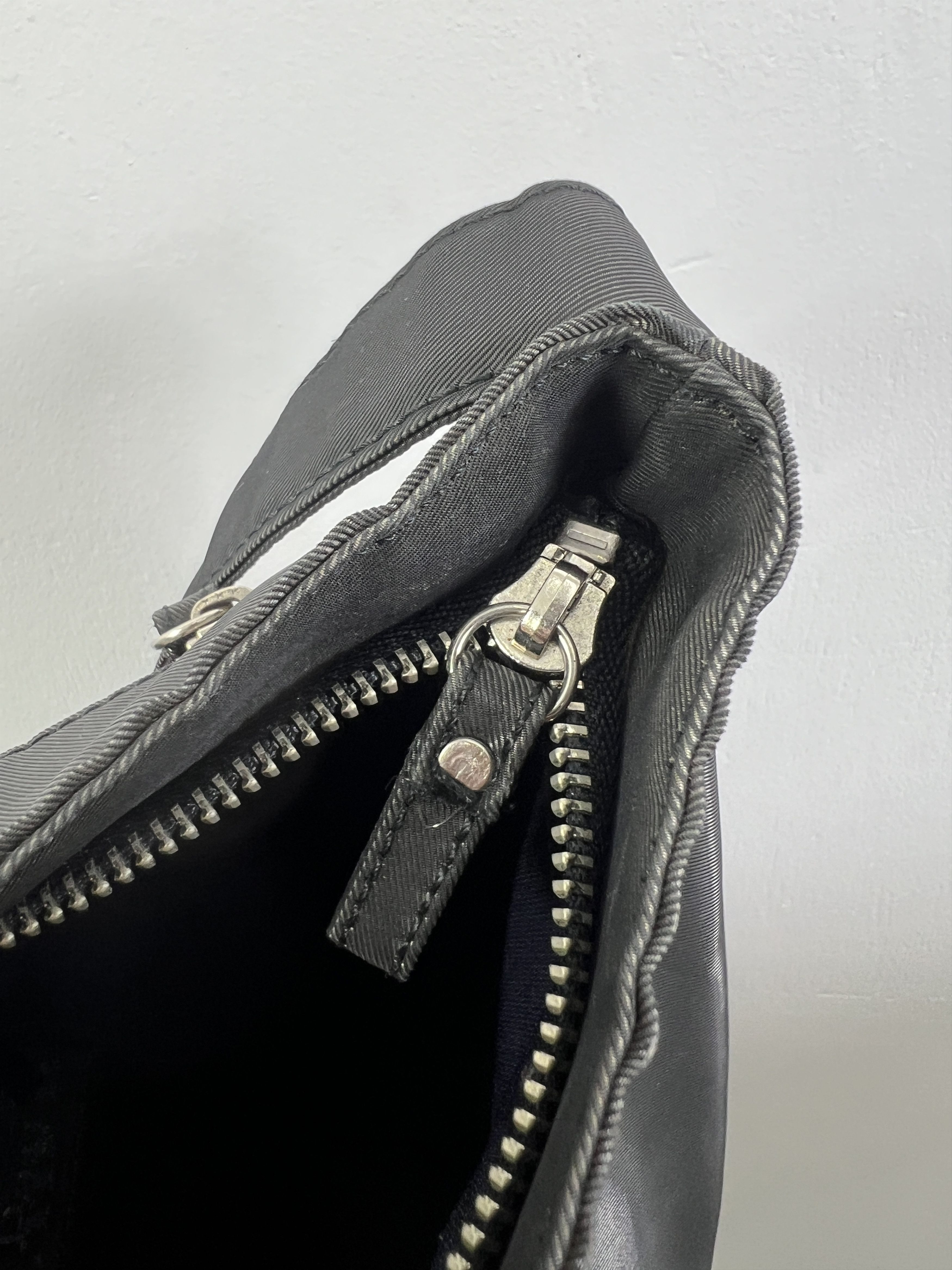 Jean Paul Gaultier Jean Paul Gaultier Reflective Badge Logo Shoulder Bag Size ONE SIZE - 8 Thumbnail