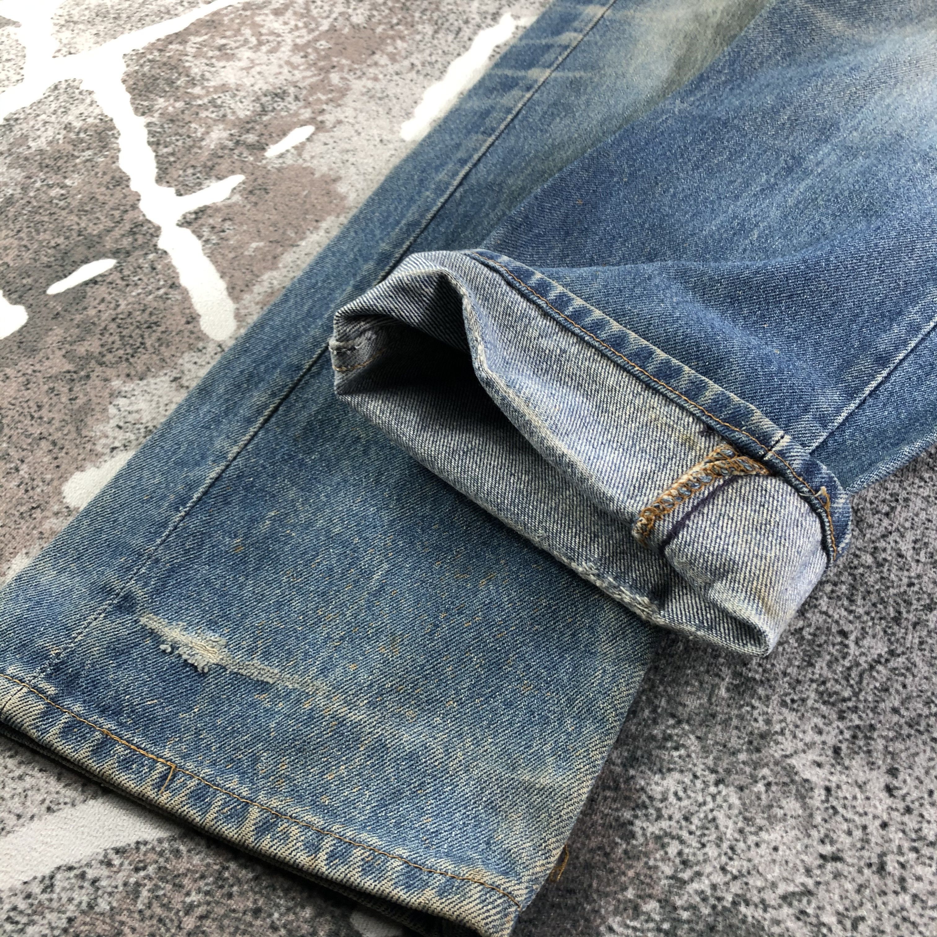 Levi's Vintage 80s Levis 501 Jeans Dirty Blue Denim KJ2901 Size US 31 - 7 Thumbnail