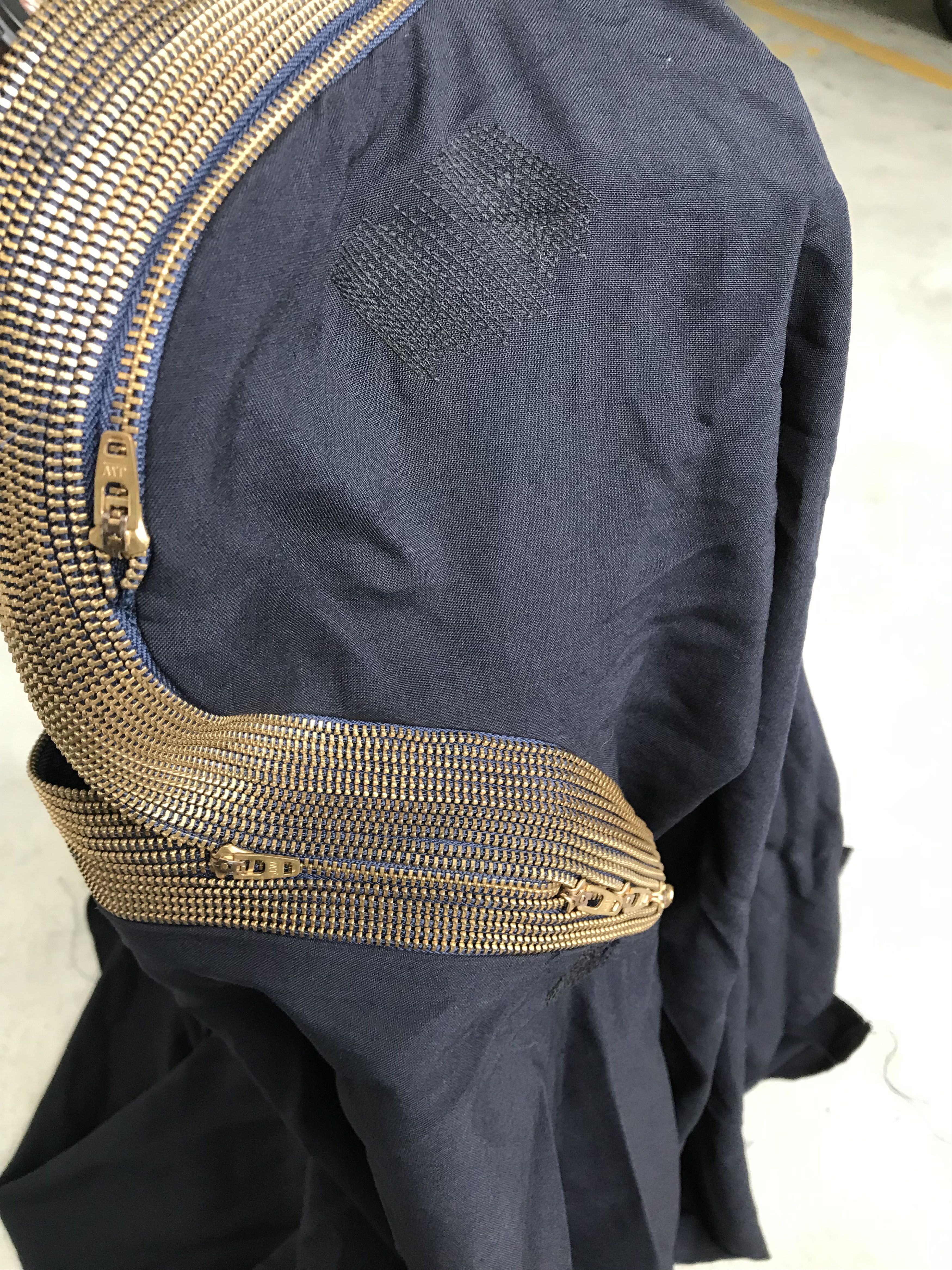 Comme des Garcons Distressed zipper trimmed draped raw handkerchief skirt Size 30" / US 8 / IT 44 - 13 Thumbnail