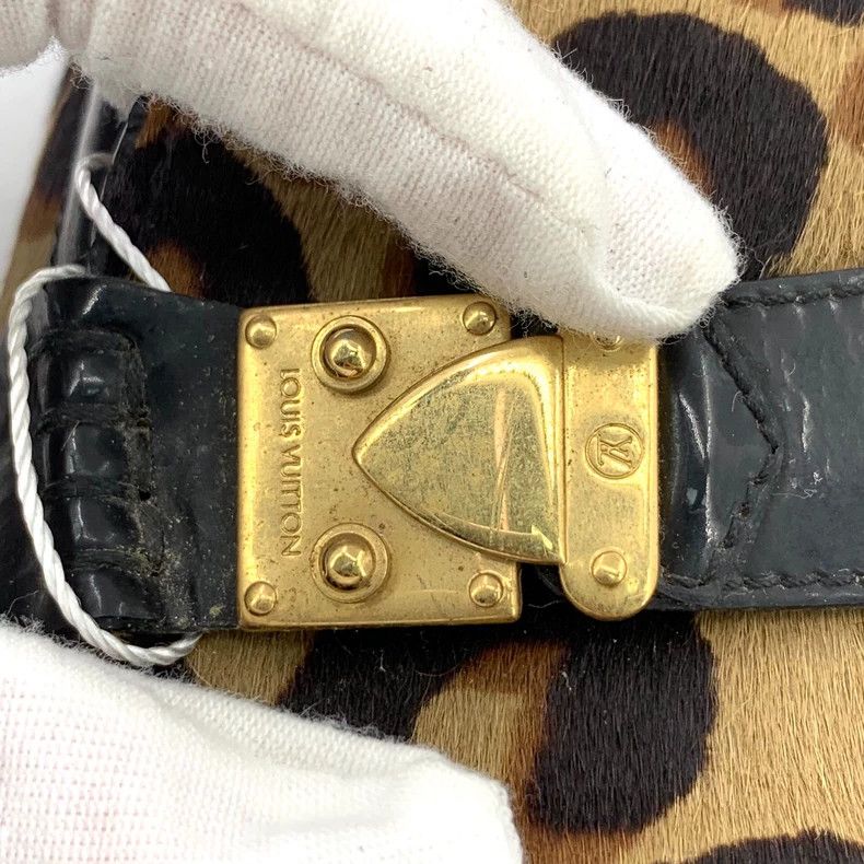 Louis Vuitton Louis Vuitton size 37.5 Color-block leopard-print round-toe Size US 5.5 / EU 38 - 8 Thumbnail