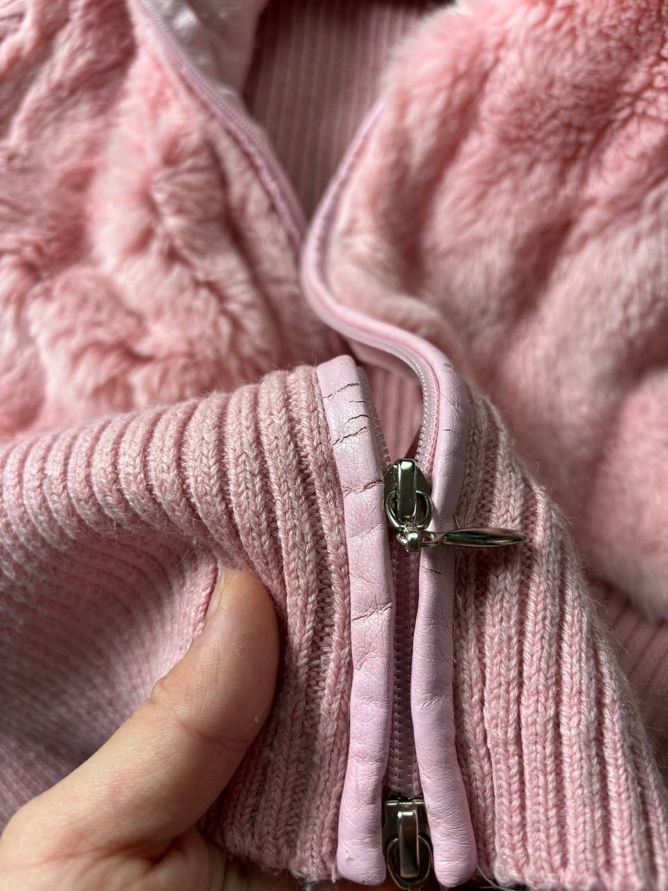 Japanese Brand × Vintage Vintage pink inspired women y2k opium zip up hoodie fur faux Size S / US 4 / IT 40 - 6 Thumbnail