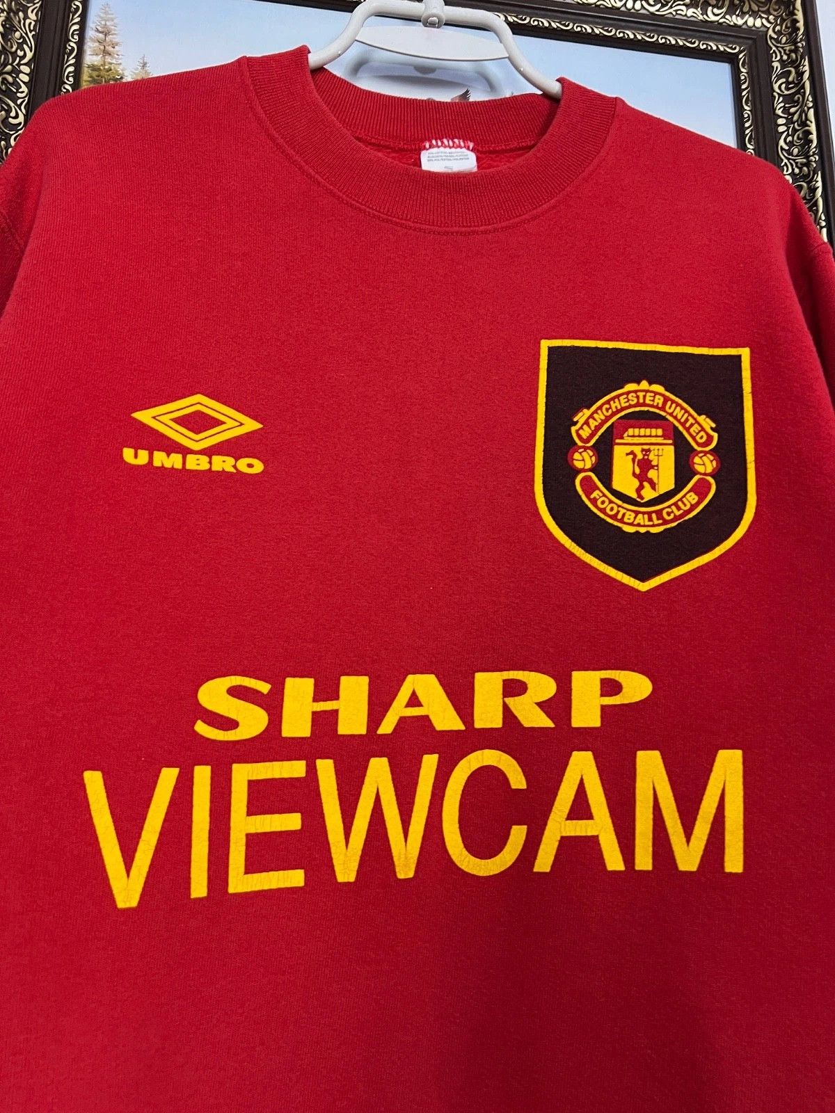 Vintage Vintage Manchester United Football Sweatshirt Crewneck Size US S / EU 44-46 / 1 - 3 Thumbnail