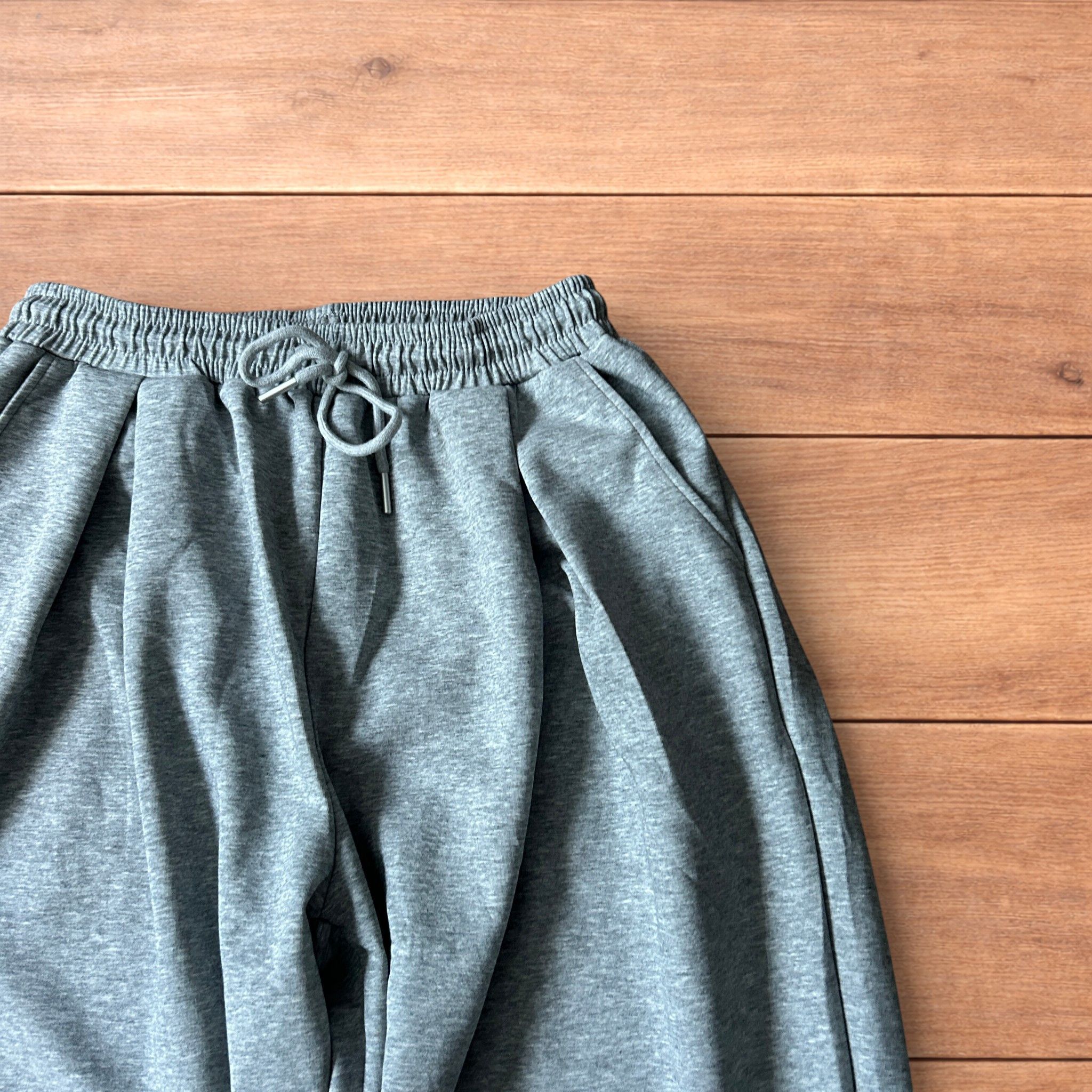 Japanese Brand Insane Korean super baggy wide leg joggers in marl grey. Size US 34 / EU 50 - 3 Thumbnail