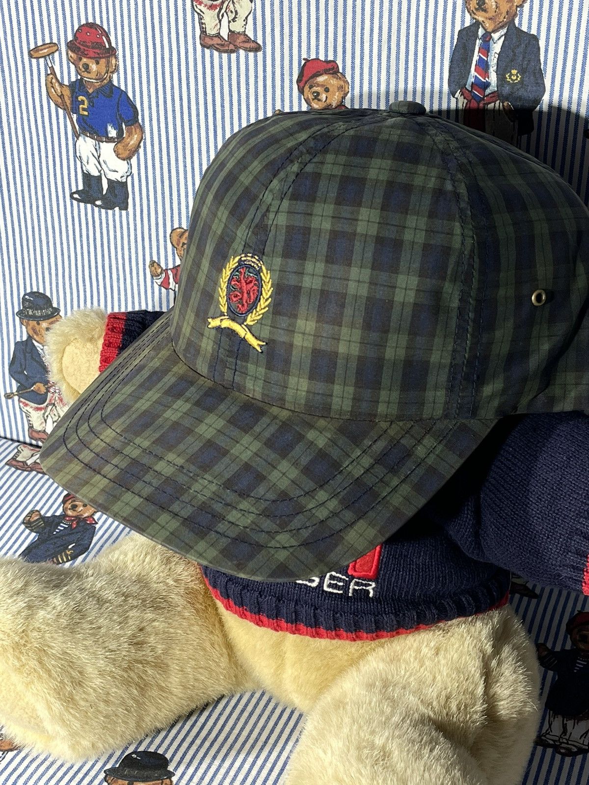 Tommy Hilfiger × Vintage Cap Tommy Hilfiger Lion Crest OG Vintage 90’s Size ONE SIZE - 3 Thumbnail