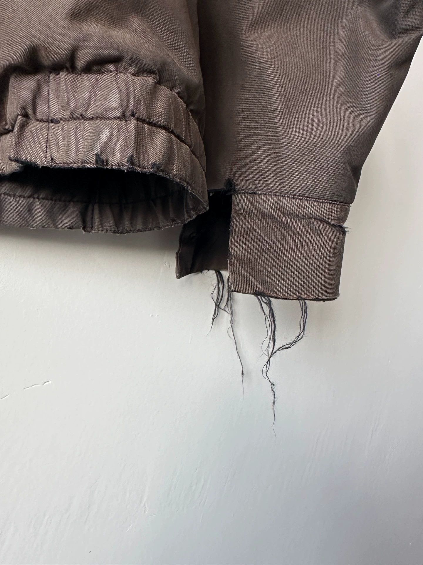 Helmut Lang Helmut Lang Thick Nylon Work Jacket Distressed MRS Zipper Pull Missing Natural Fade Size 48/50 No Tag Size US M / EU 48-50 / 2 - 6 Thumbnail