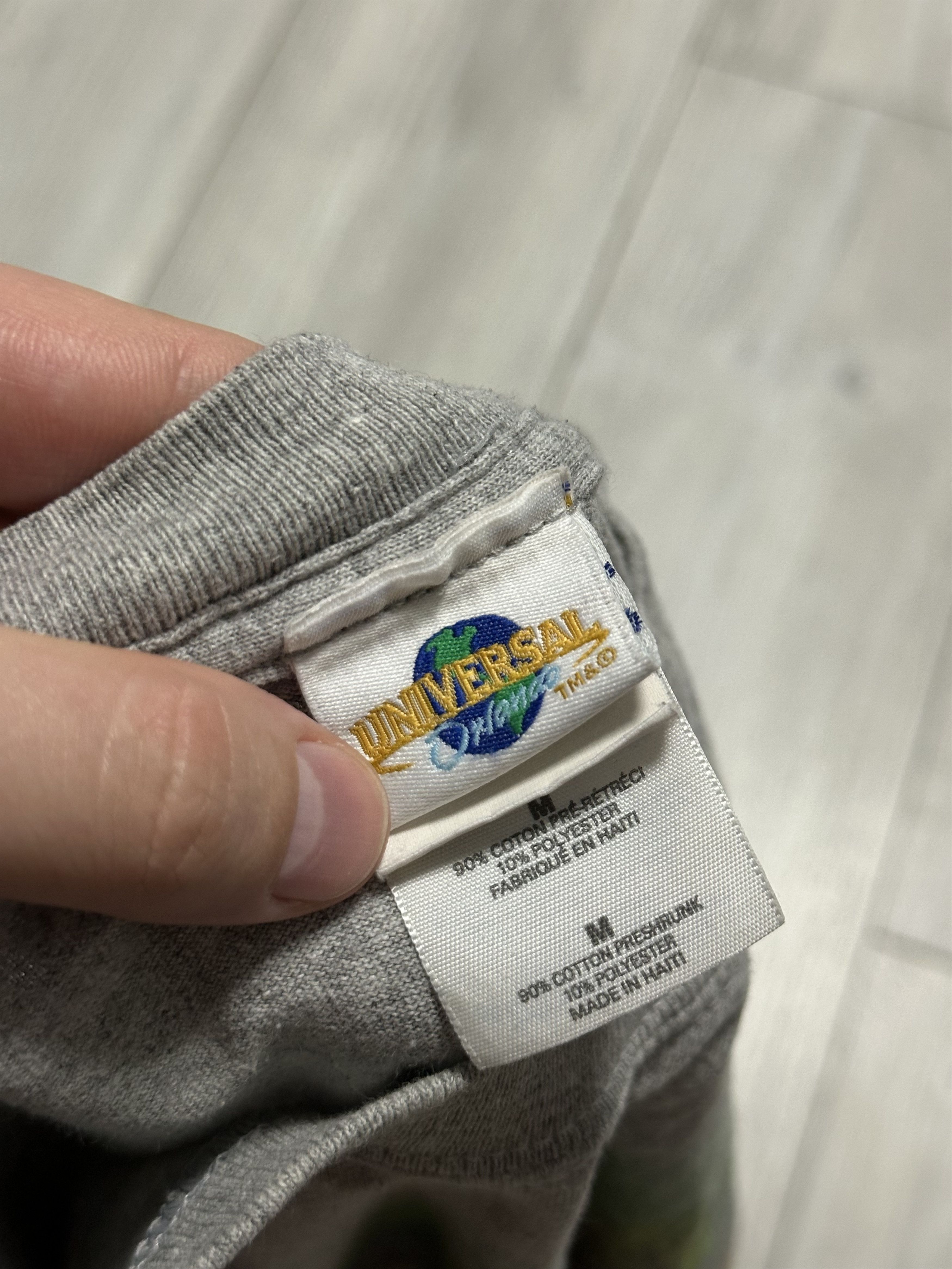 Universal Studios Vintage Universal Orlando Resort Shrek Spongebob Hulk Tshirt Size US M / EU 48-50 / 2 - 5 Thumbnail