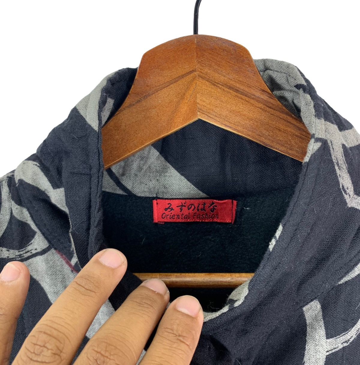 Designer × Japanese Brand VINTAGE ORIENTAL FASHION COCONUT BUTTON LONG JACKET Size US M / EU 48-50 / 2 - 5 Thumbnail