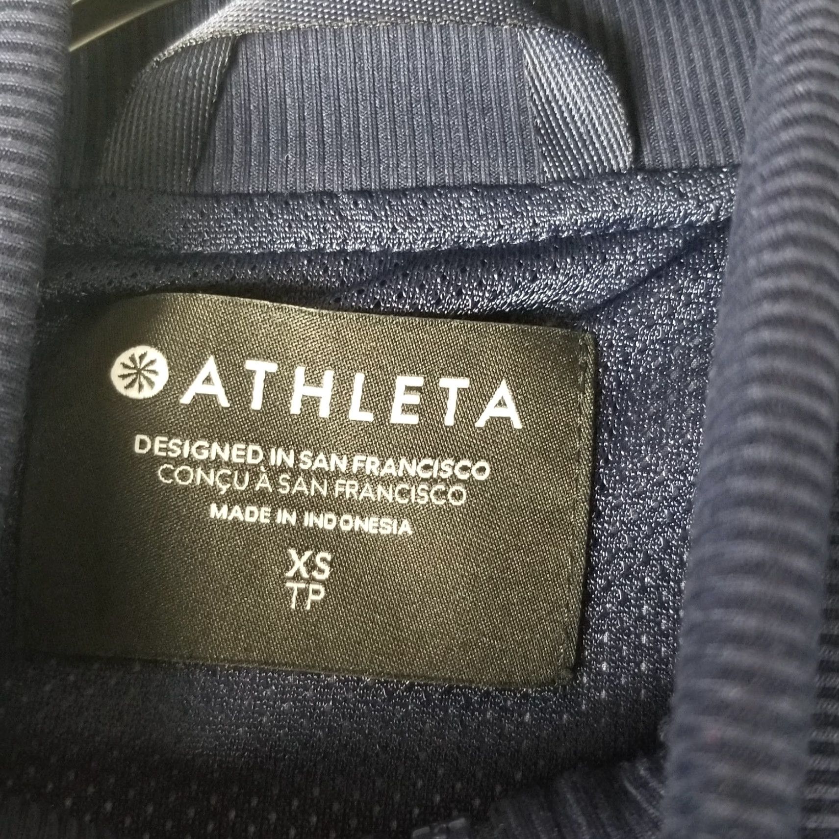 Athleta Athleta Jacket Womens XS Brooklyn Bomber Jacket II Blue Camo Full Zip - Regular Fit, Camouflage, Lightweight Activewear Jacket Size XS / US 0-2 / IT 36-38 - 2 Thumbnail