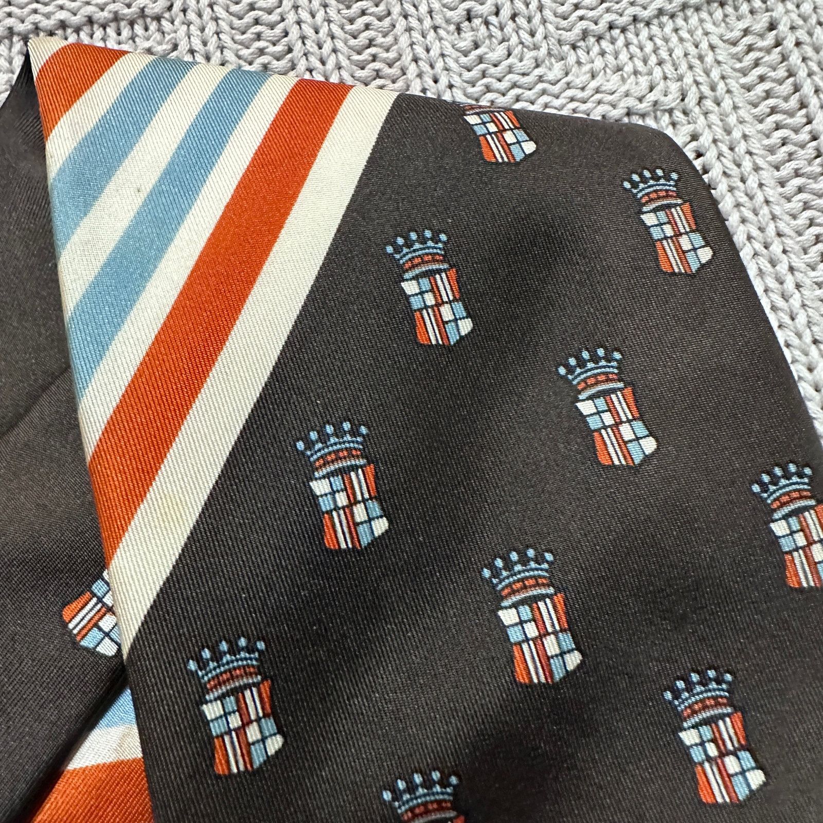 Vintage Vintage brown and orange shield and striped patterned tie Size ONE SIZE - 2 Thumbnail