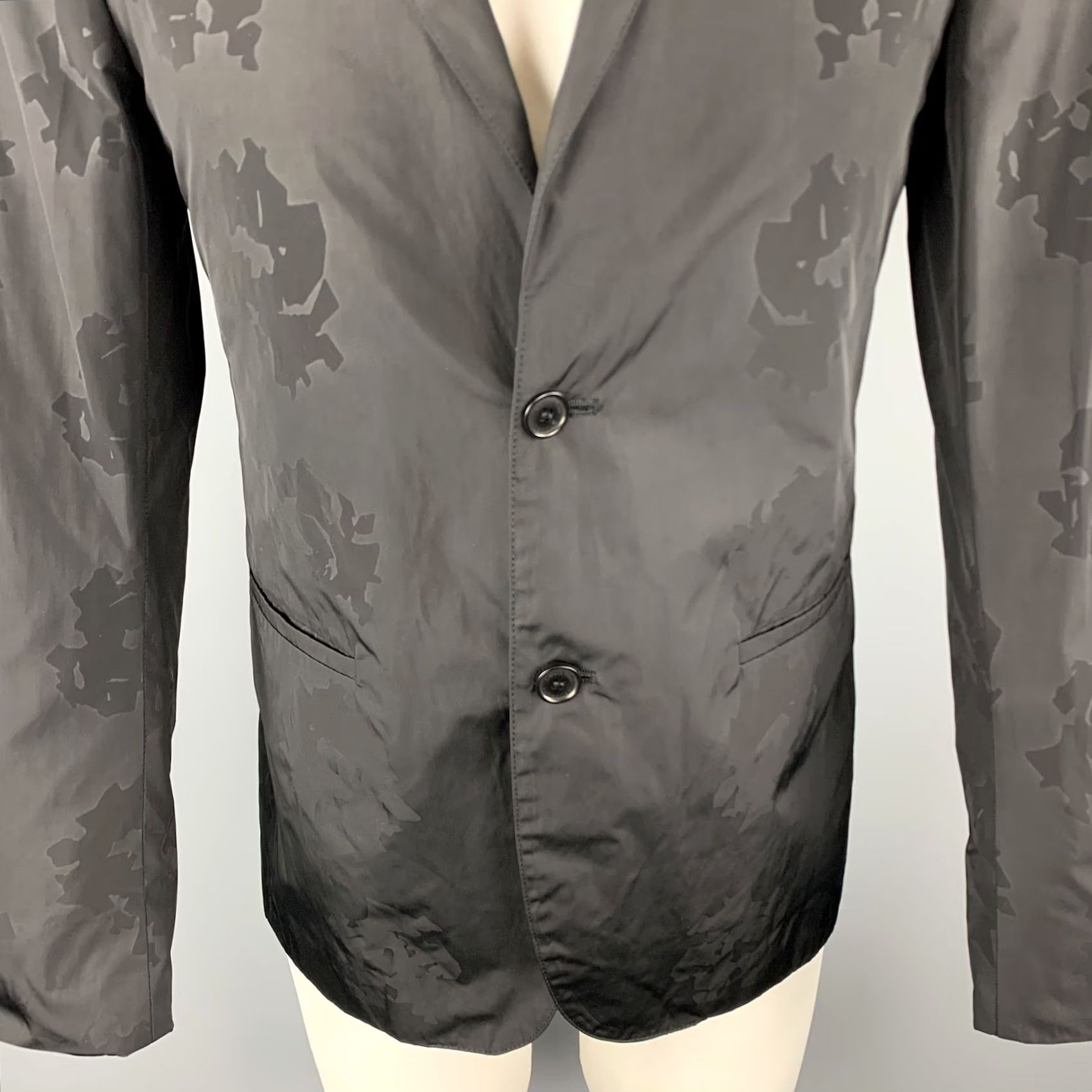 Calvin Klein CALVIN KLEIN COLLECTION Sport Coat Size 36 Black on Black Floral Notch Lapel Size US XXS / EU 40 - 3 Thumbnail