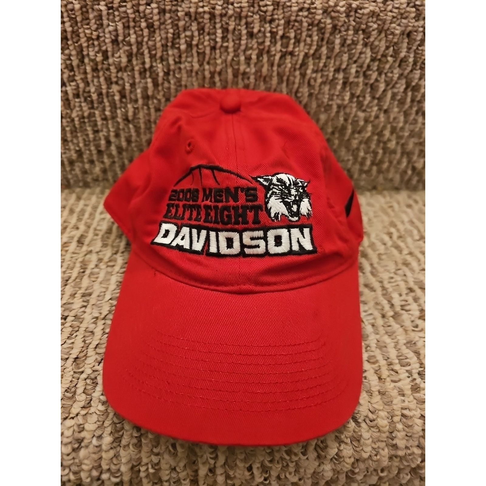 Nike Nike Davidson College Wildcats 2008 Elite Eight Baseball Hat Size ONE SIZE - 1 Thumbnail