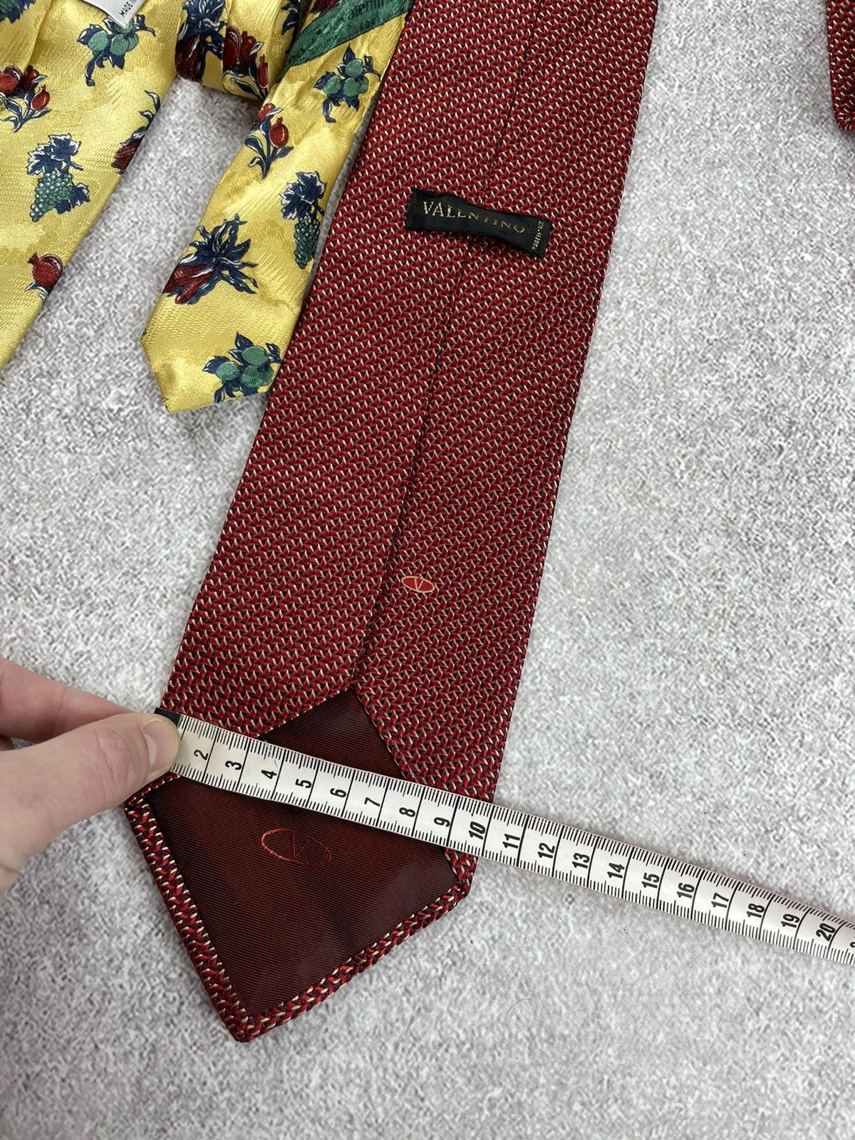 Valentino × Vintage Vintage Valentino Printed Silk Tie Size ONE SIZE - 11 Thumbnail