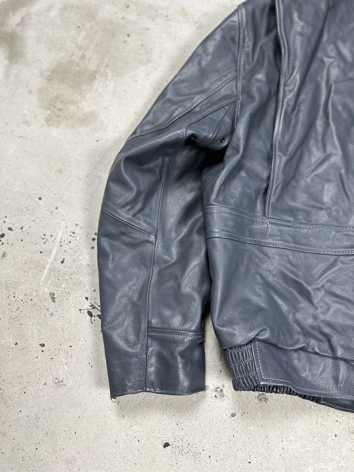 Vintage Y2K A2 Type Grey Leather Bomber Flyers Jacket