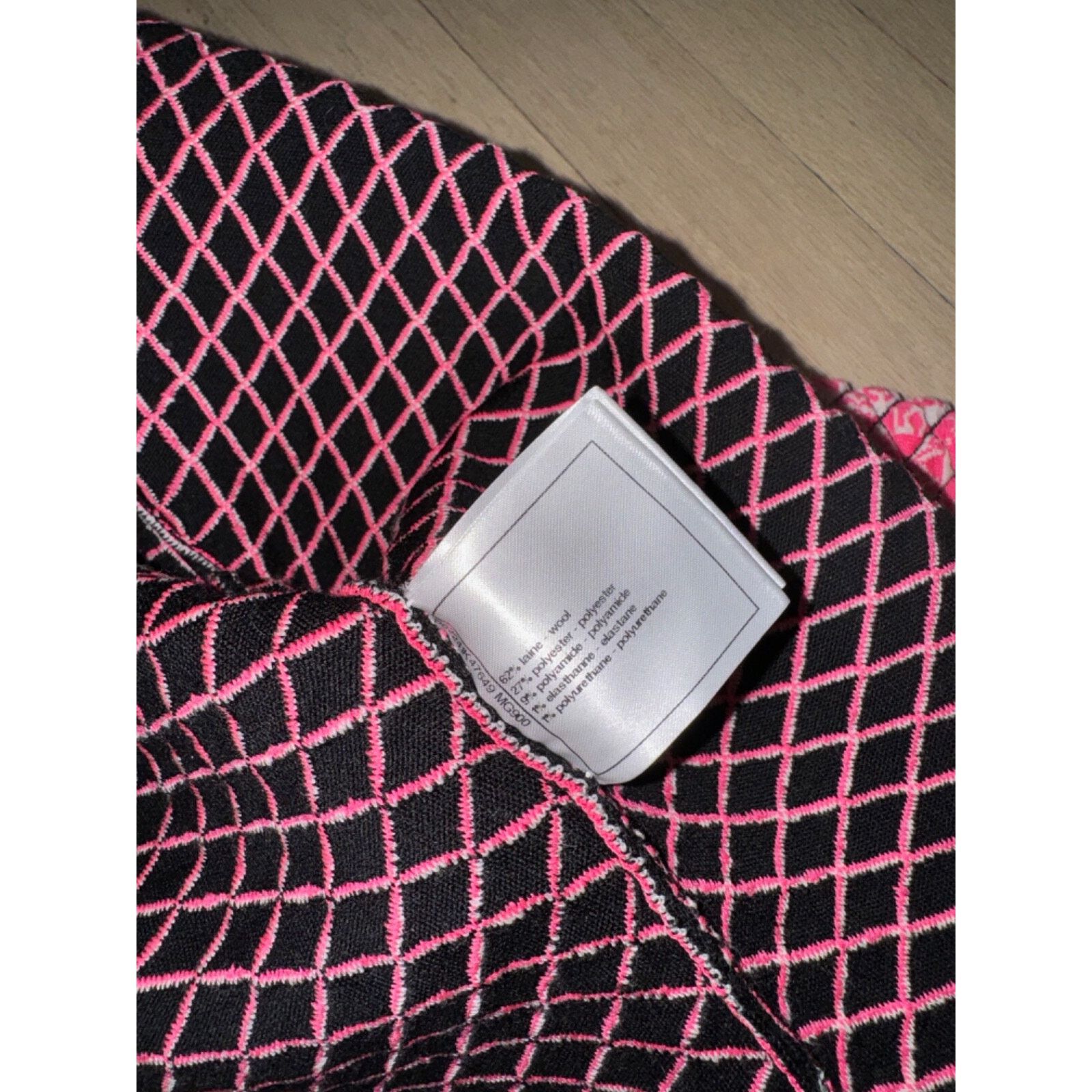 Chanel Chanel 19B Coco Neige Ski Pink Quilted Black Logo Wool Size XS / US 0-2 / IT 36-38 - 21 Thumbnail