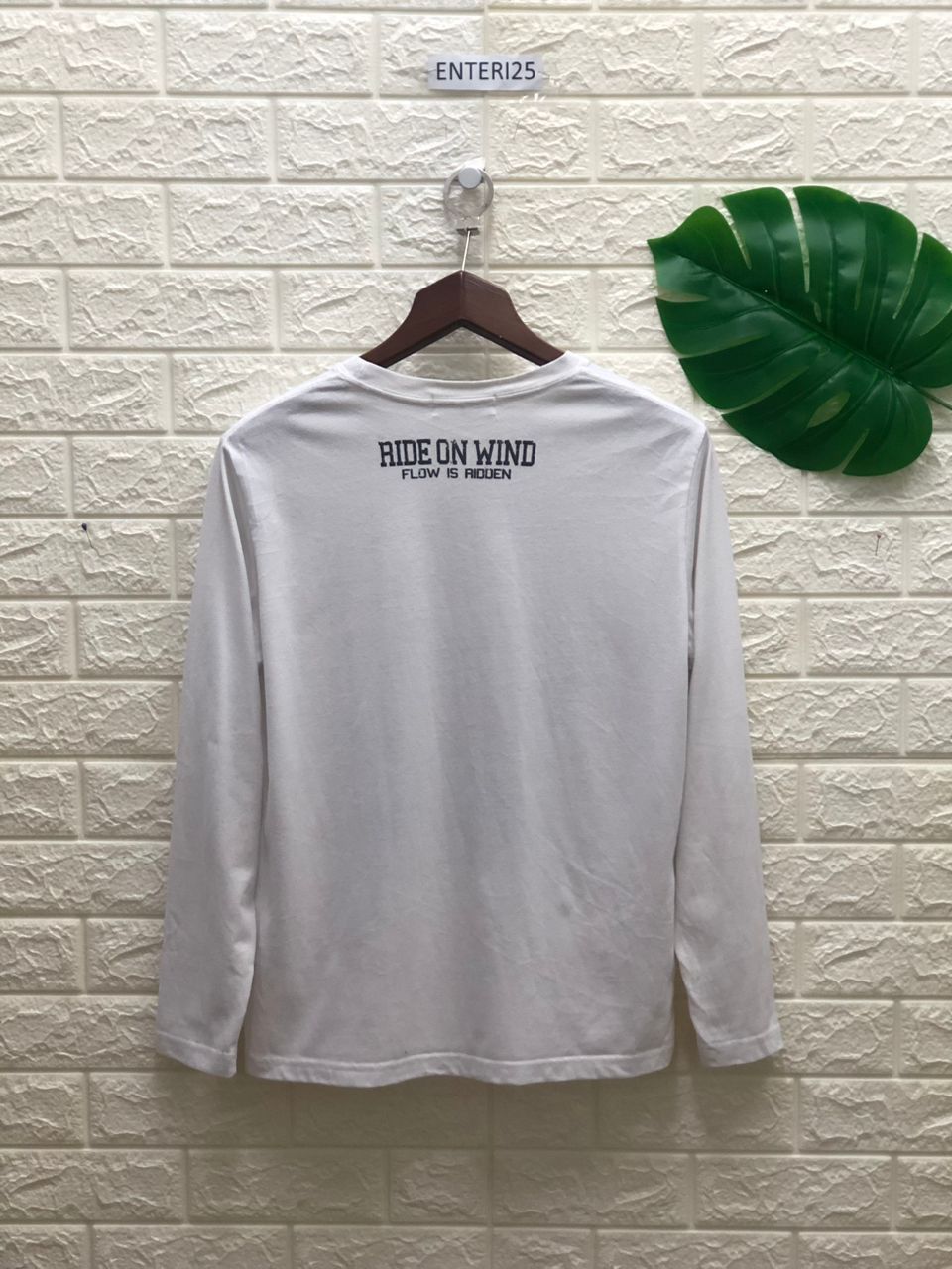Japanese Brand Japanese Brand COMMONTAGE dream way ride on wind T-Shirt Size US M / EU 48-50 / 2 - 3 Thumbnail