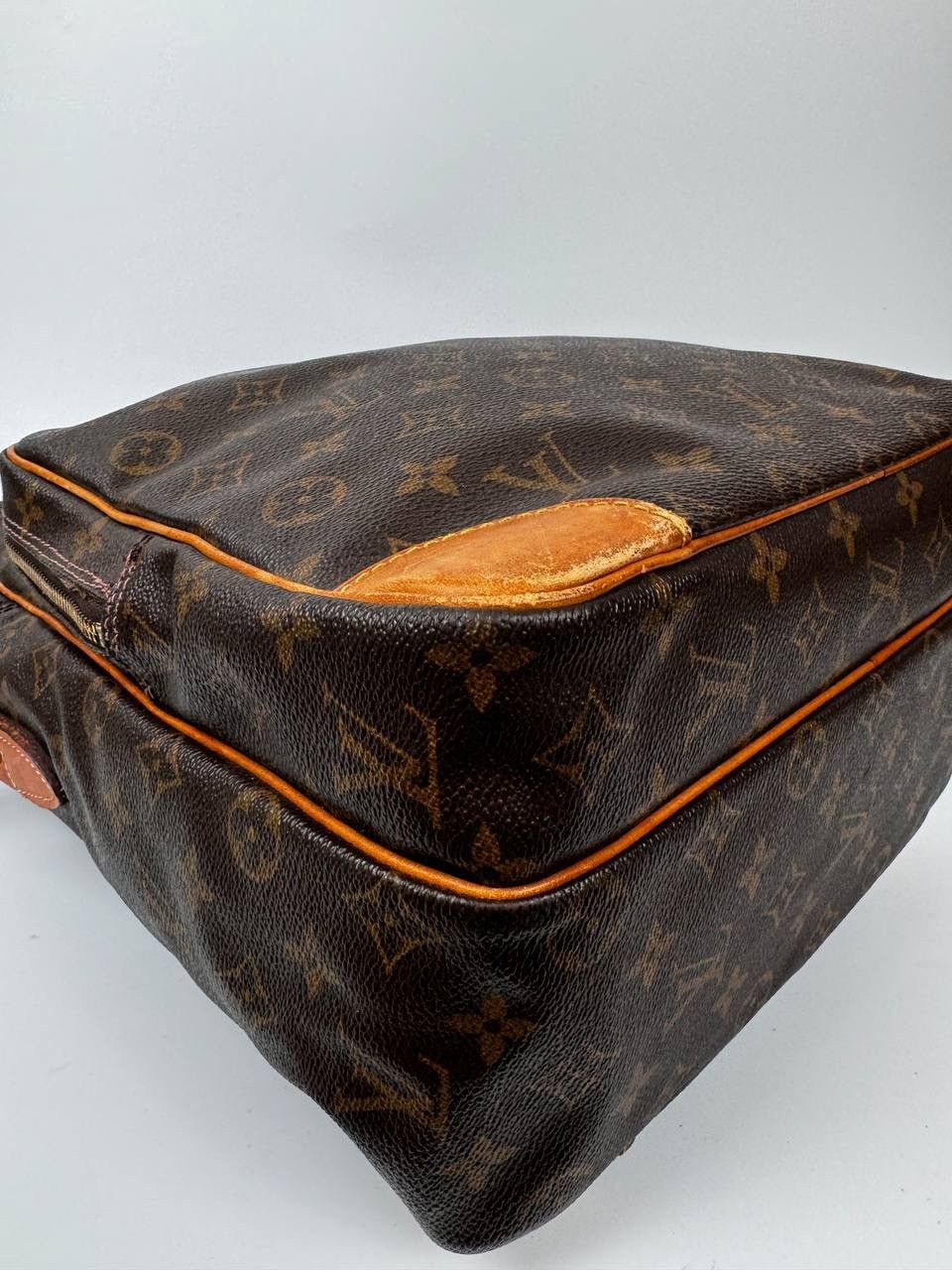 Louis Vuitton Vintage Louis Vuitton Monogram Amazon Shoulder Bag Size ONE SIZE - 10 Thumbnail