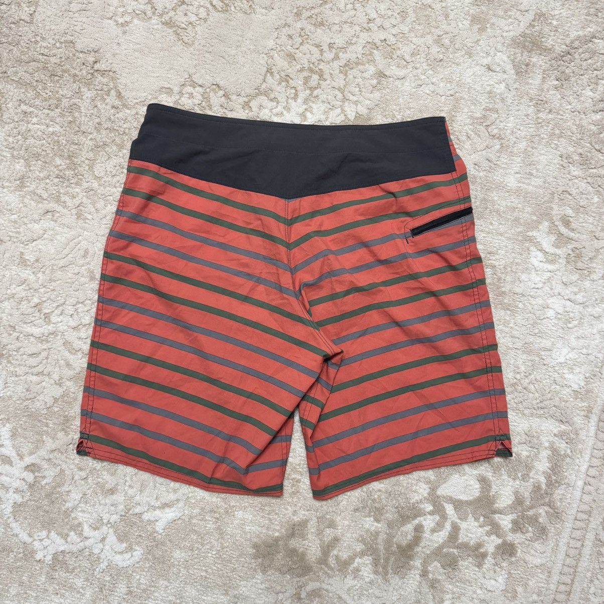 Patagonia Patagonia Wavefarer Board Shorts Size US 32 / EU 48 - 2 Thumbnail